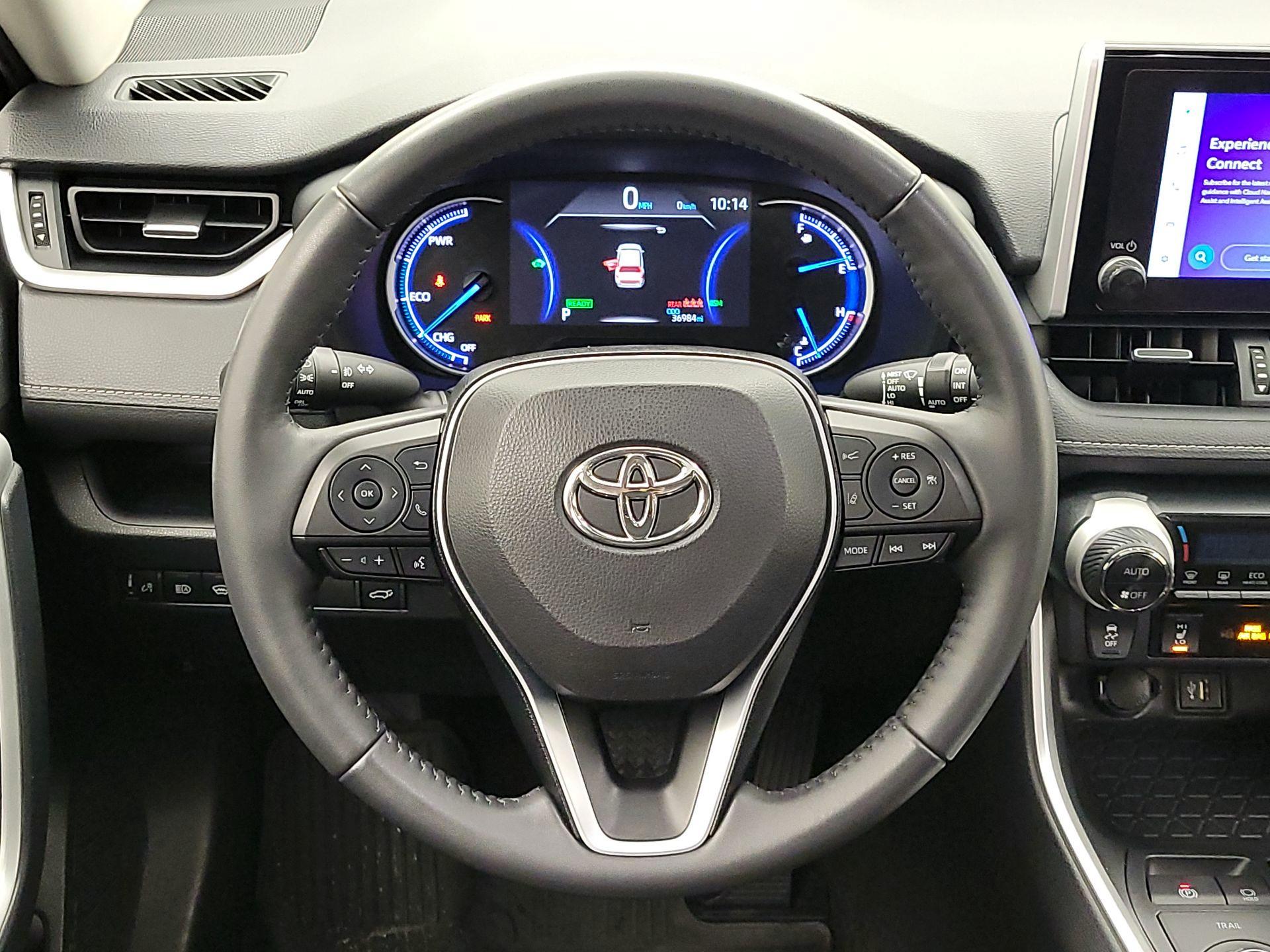 Thumbnail: 2023 Toyota RAV4 - 10