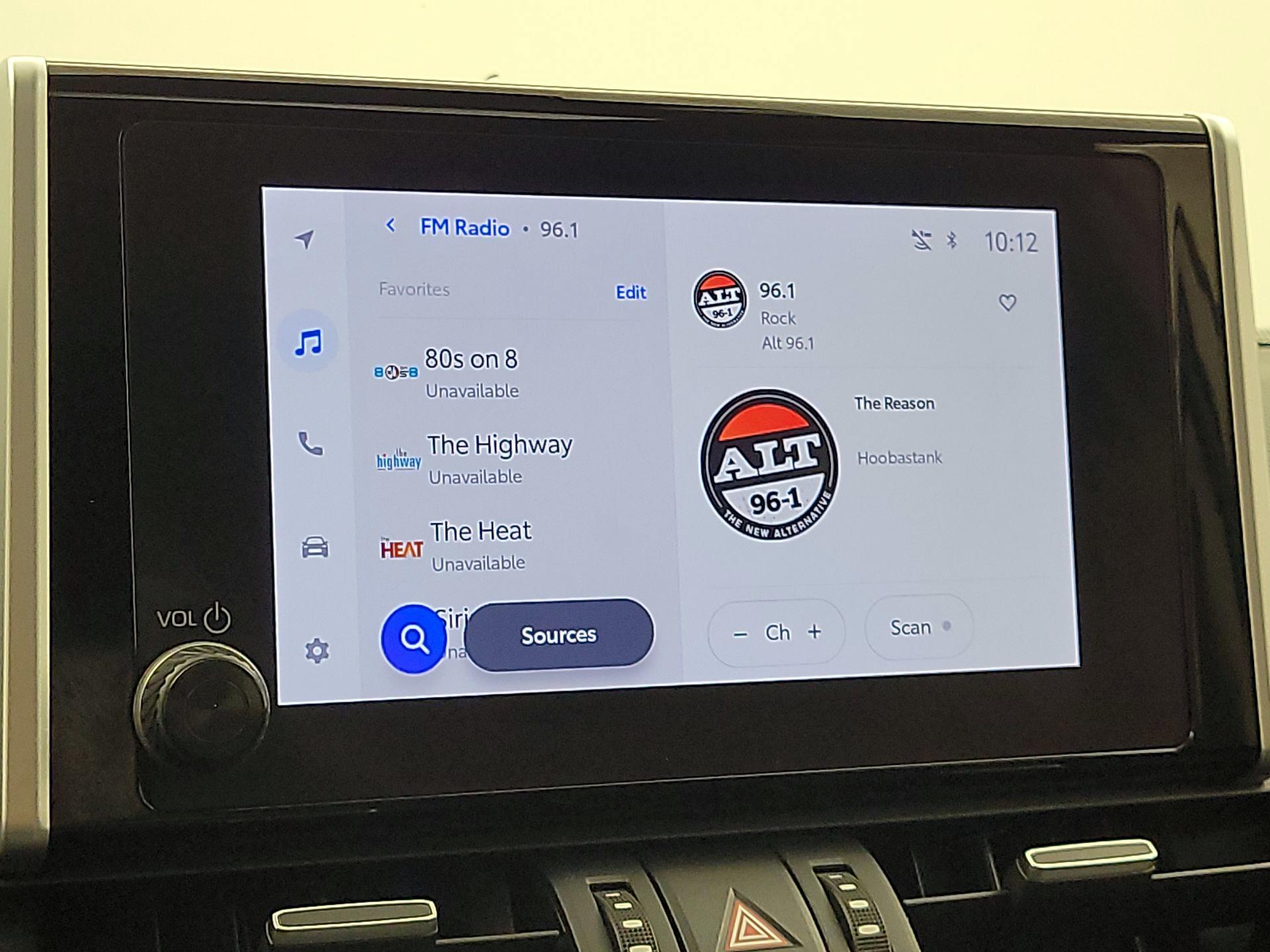 Thumbnail: 2023 Toyota RAV4 - 15