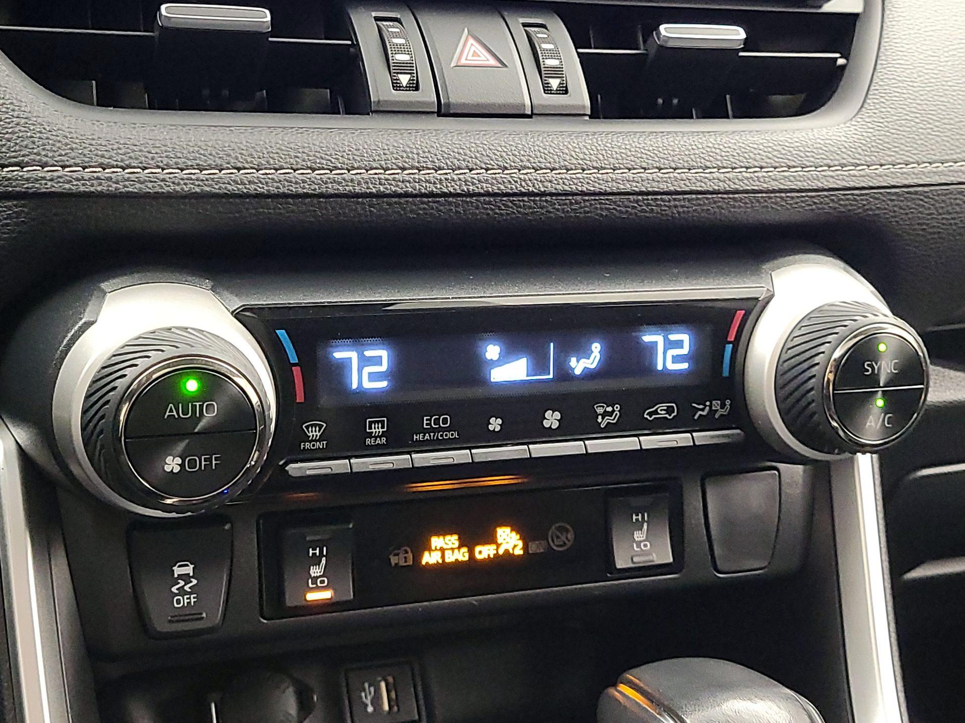 Thumbnail: 2023 Toyota RAV4 - 16