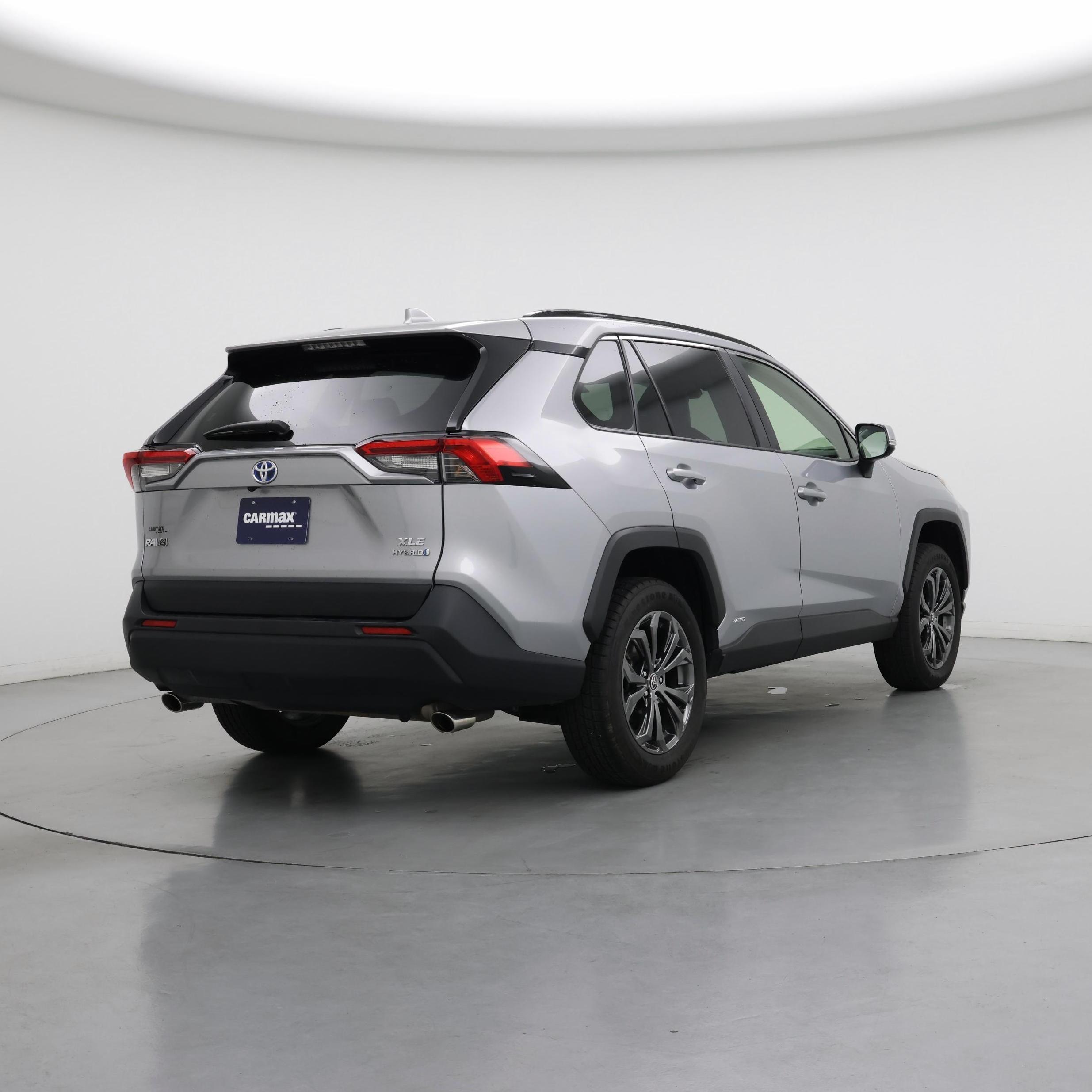 Thumbnail: 2023 Toyota RAV4 - 8