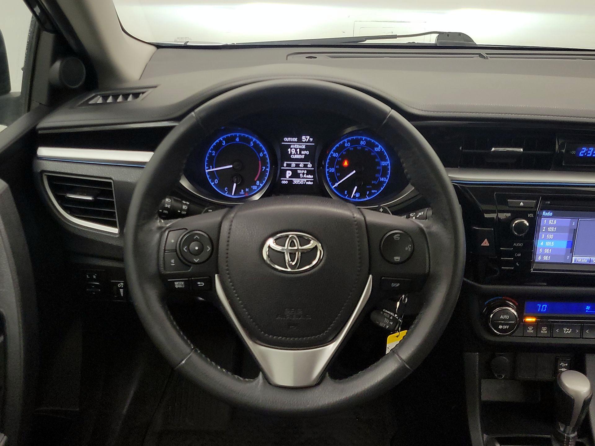 Thumbnail: 2016 Toyota Corolla - 10