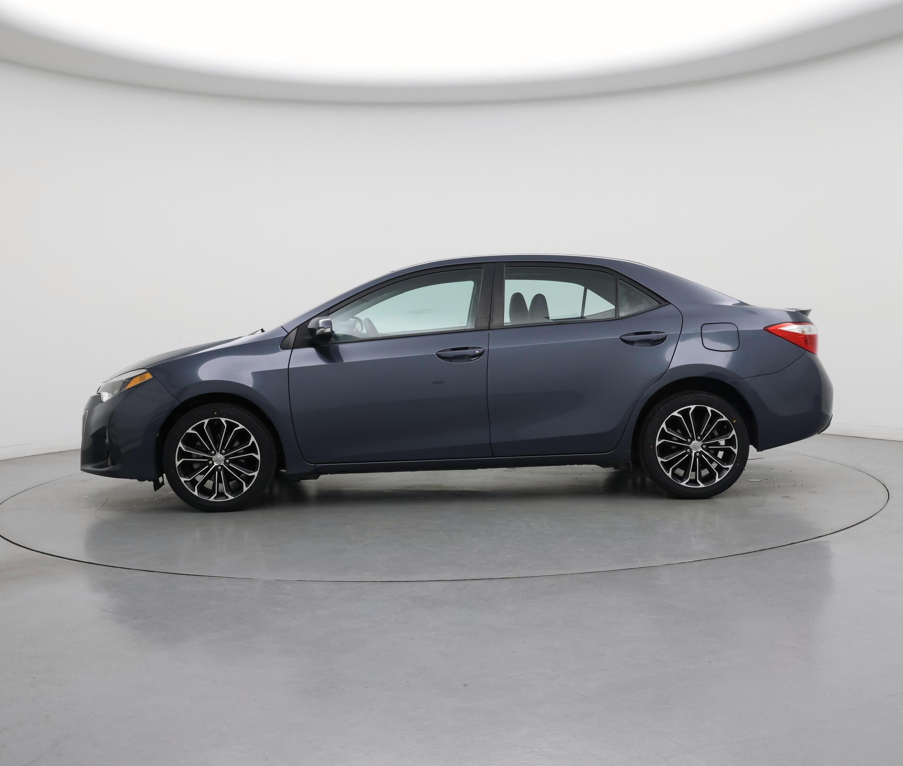 Thumbnail: 2016 Toyota Corolla - 3