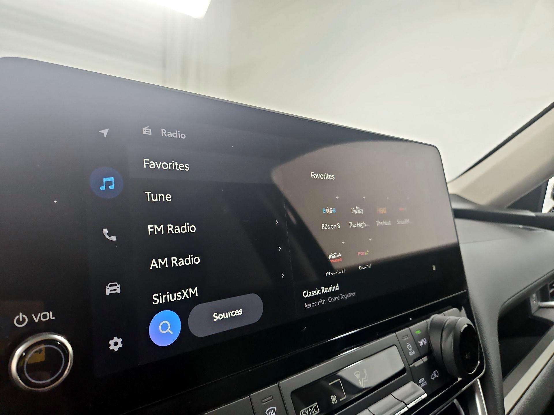 Thumbnail: 2025 Toyota Grand Highlander - 16