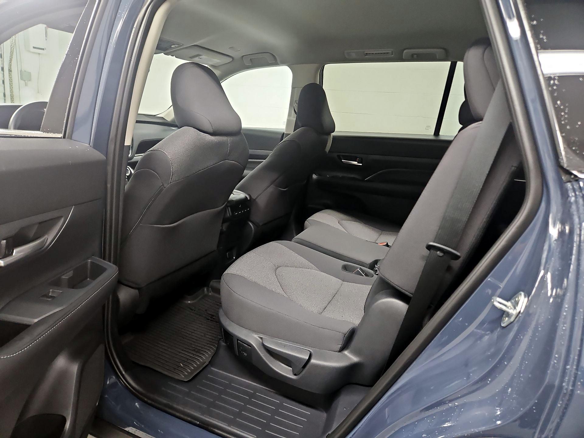 Thumbnail: 2025 Toyota Grand Highlander - 20