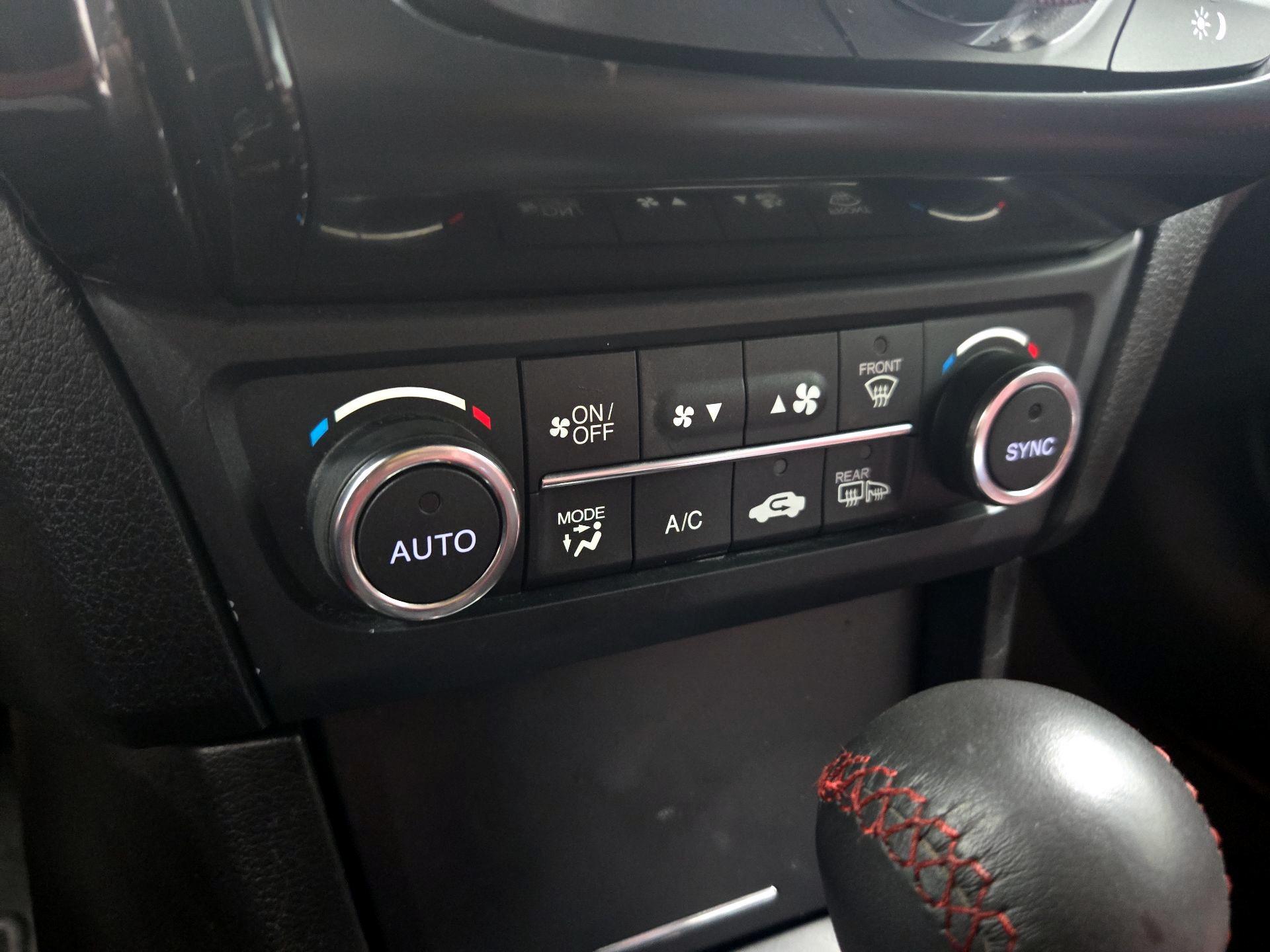 Thumbnail: 2022 Acura ILX - 16