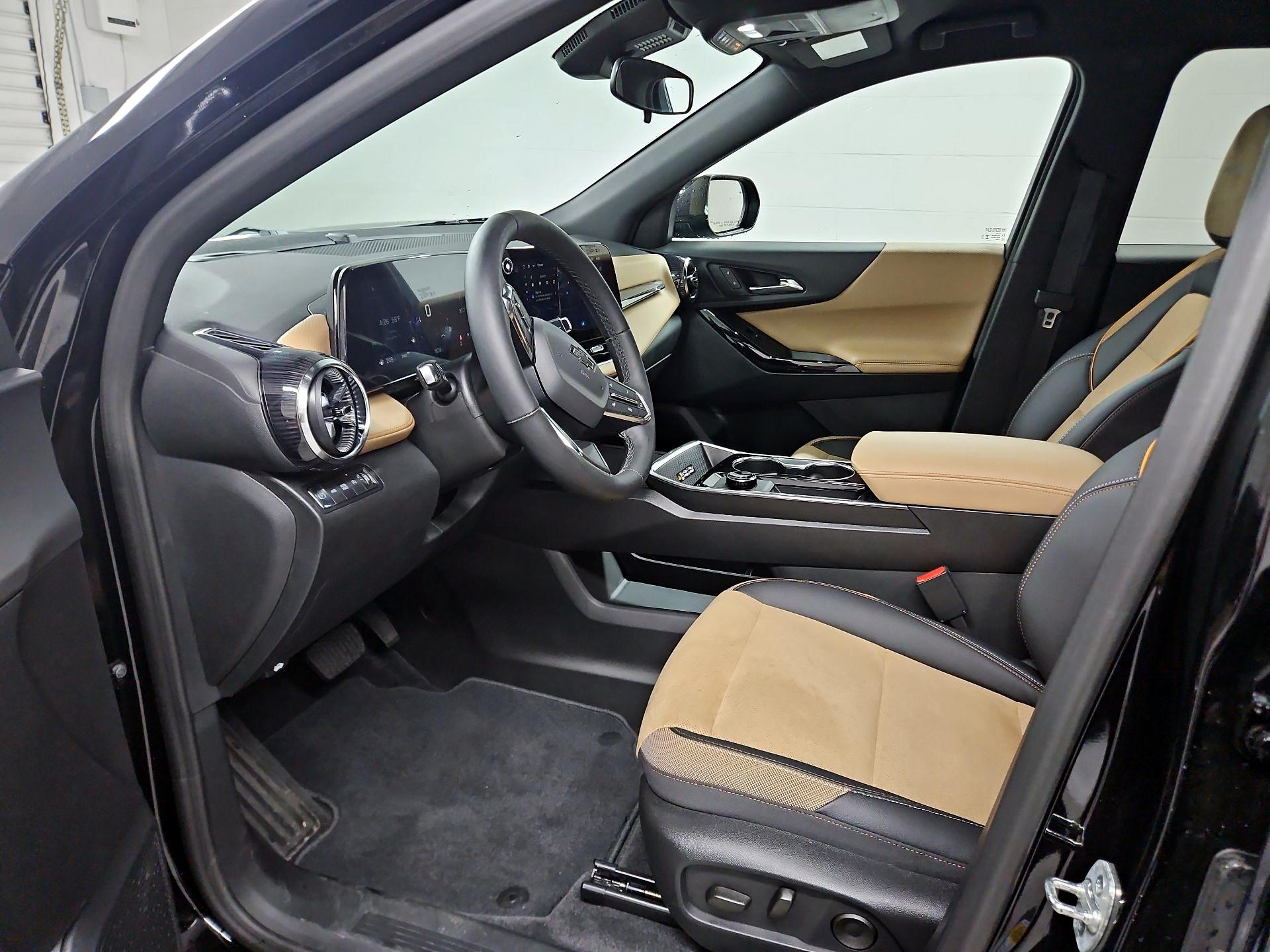 Thumbnail: 2025 Chevrolet Equinox - 11