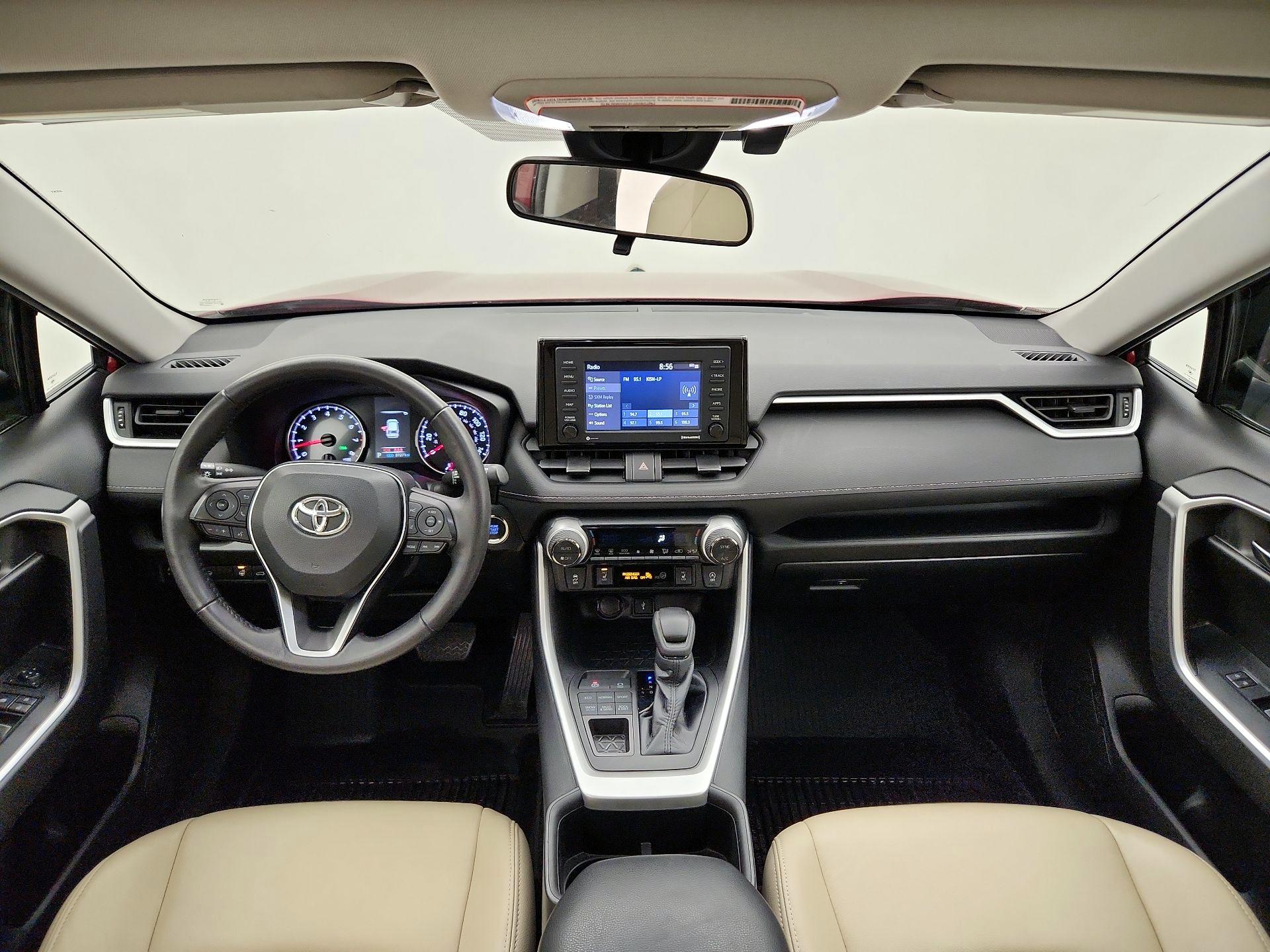 Thumbnail: 2022 Toyota RAV4 - 9