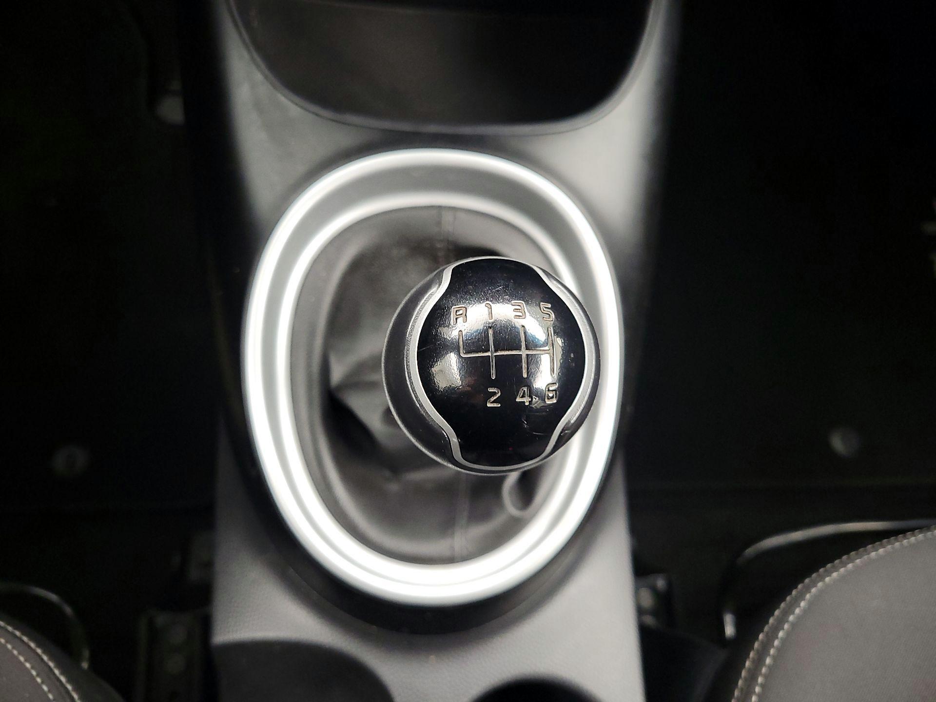 Thumbnail: 2015 Kia Soul - 16