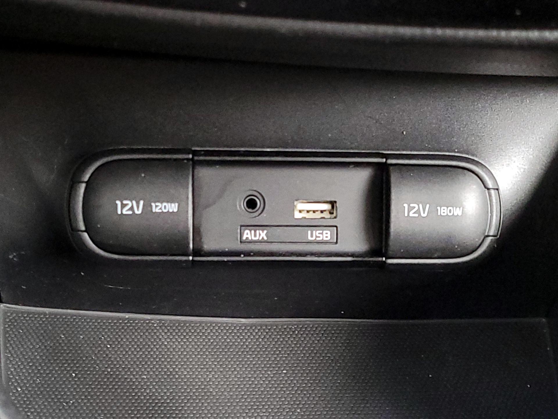 Thumbnail: 2015 Kia Soul - 17