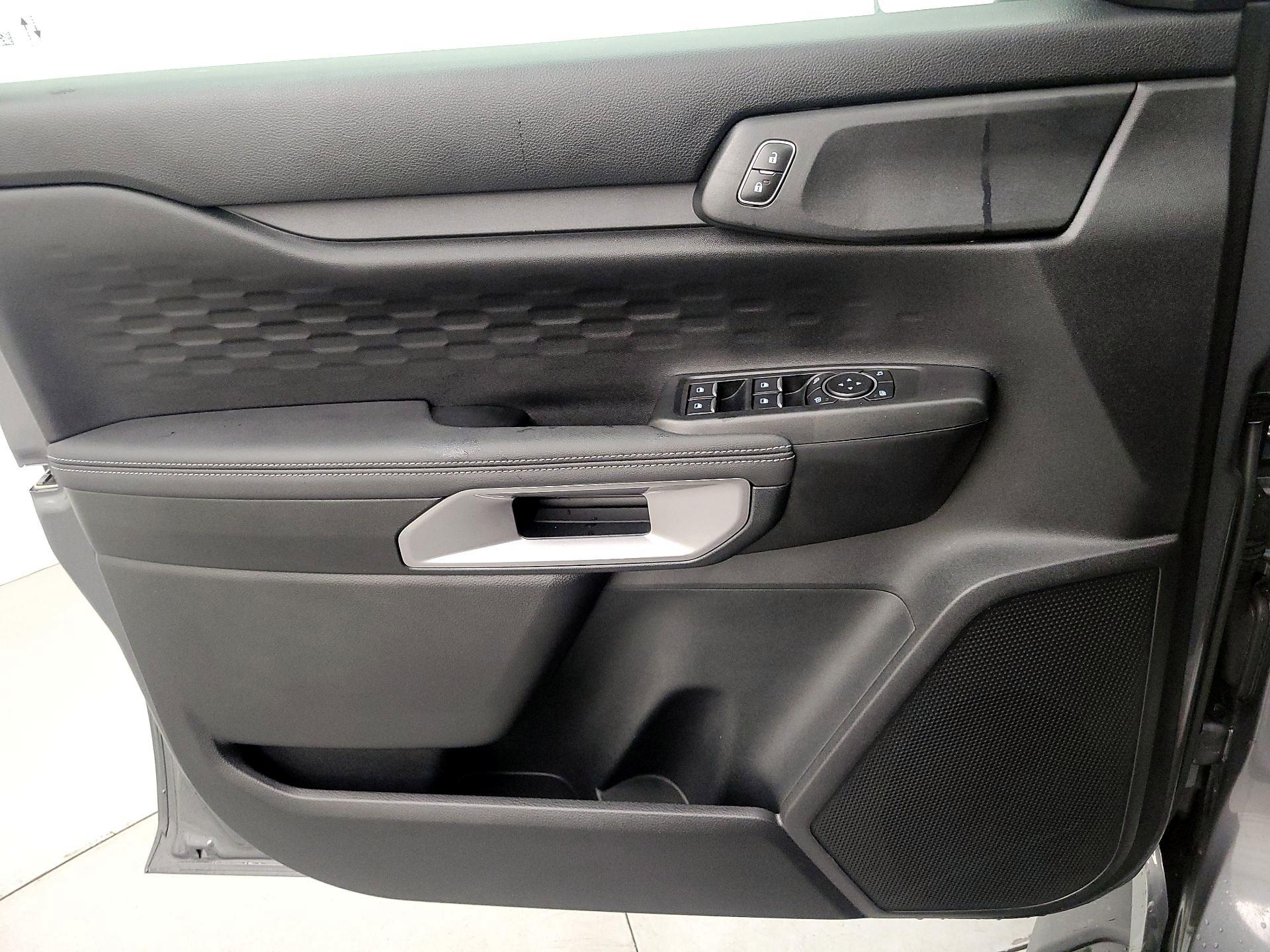 Thumbnail: 2025 Ford Ranger - 12