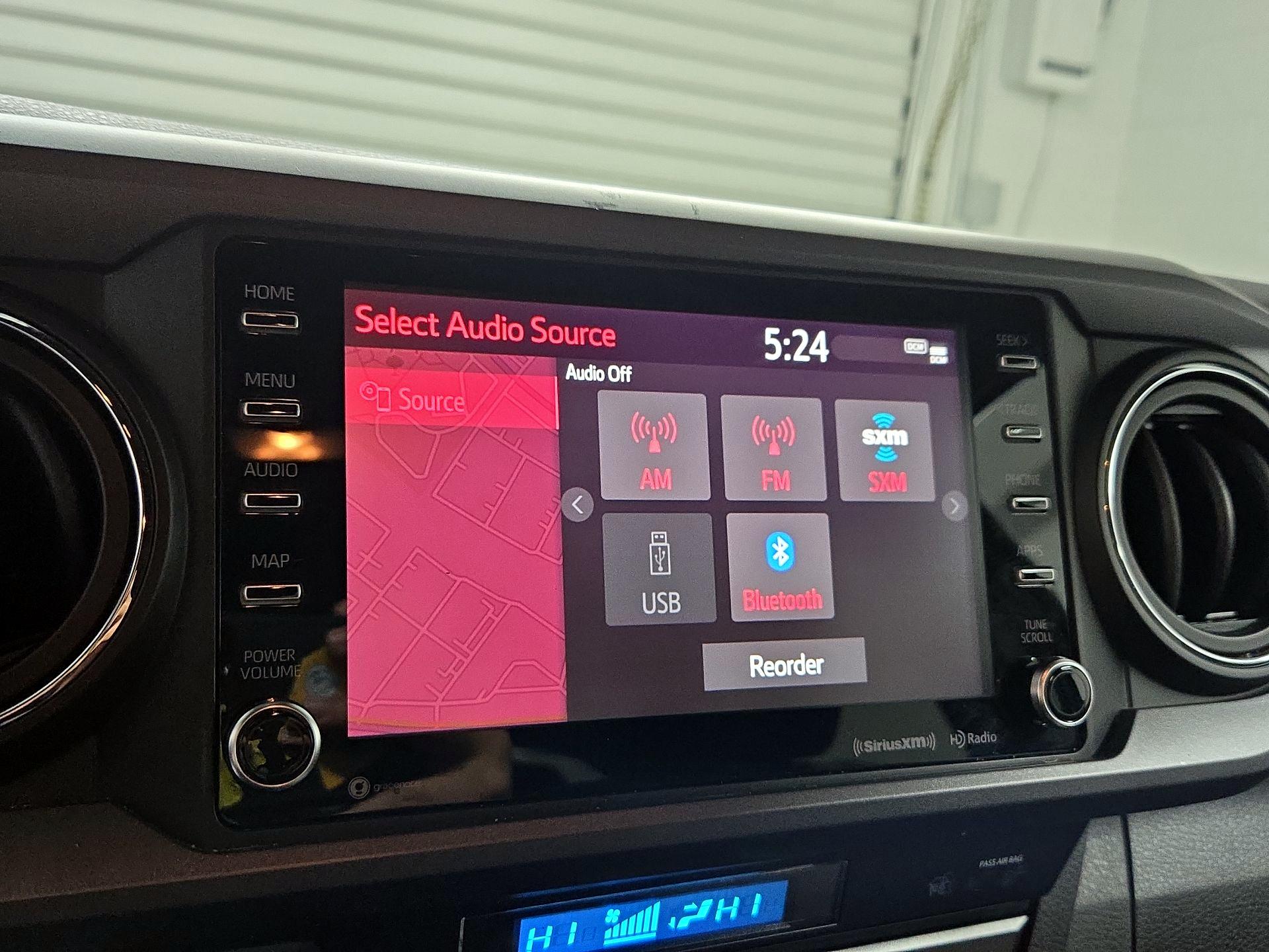 Thumbnail: 2022 Toyota Tacoma - 16