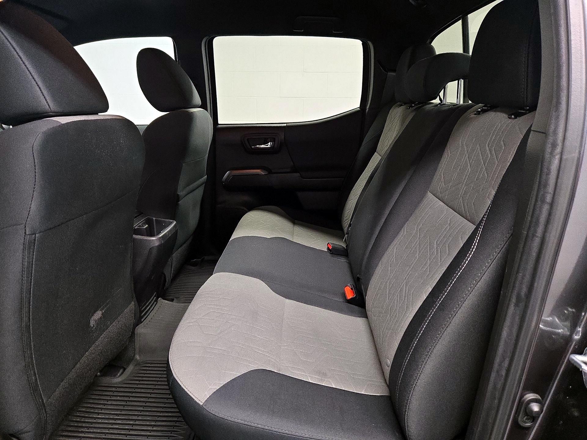 Thumbnail: 2022 Toyota Tacoma - 20