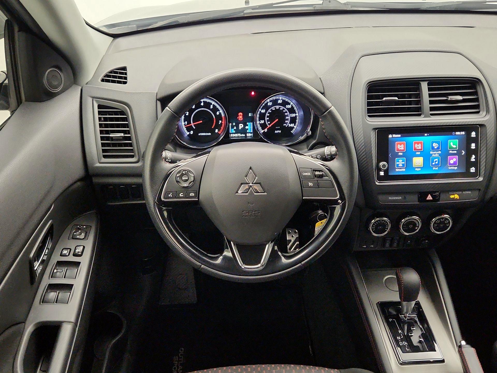 Thumbnail: 2019 Mitsubishi Outlander Sport - 10