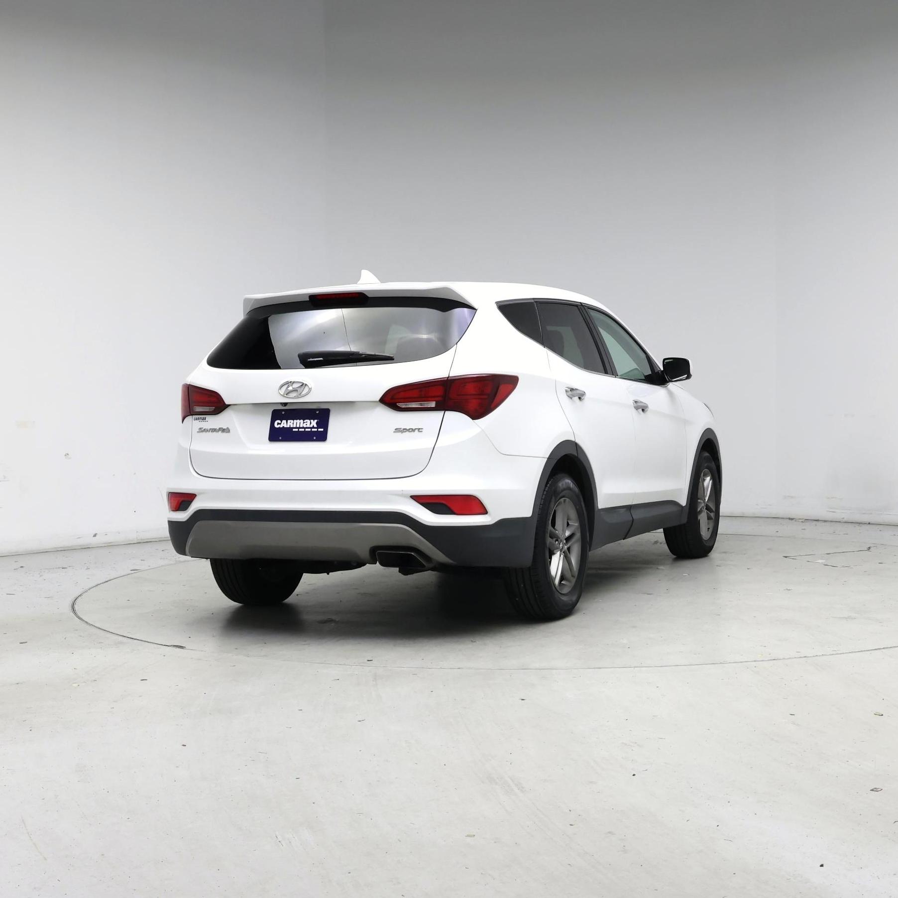 Thumbnail: 2017 Hyundai Santa Fe - 8