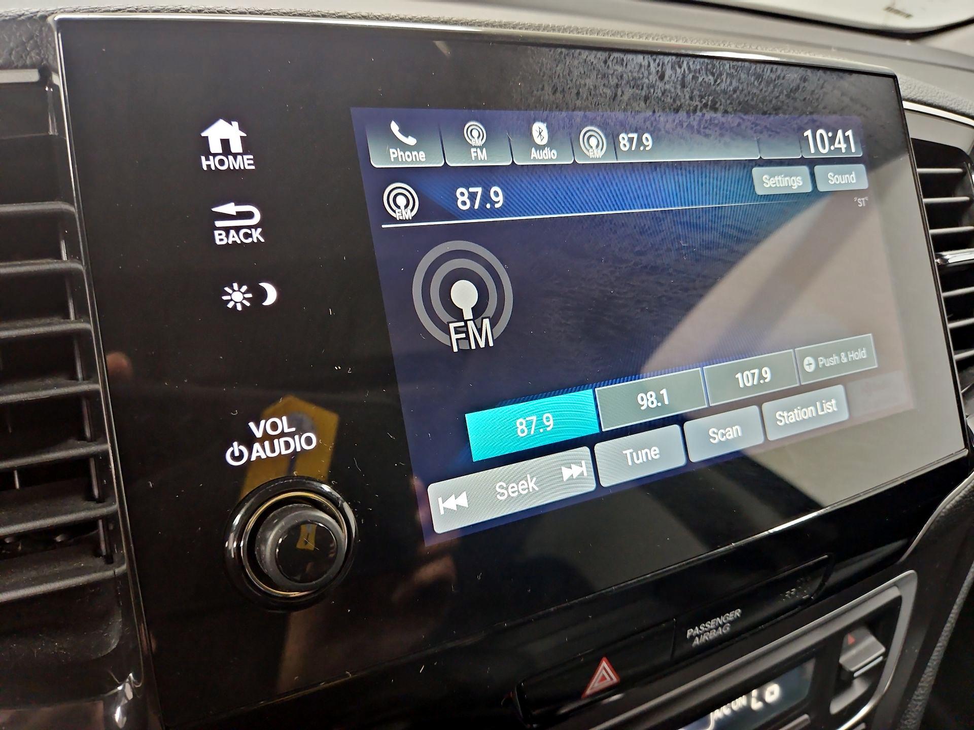 Thumbnail: 2021 Honda Pilot - 15