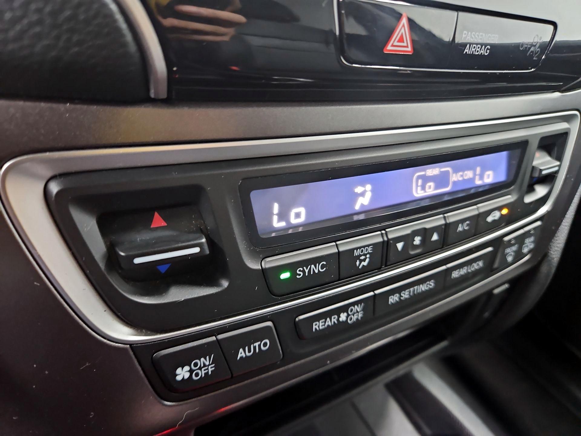 Thumbnail: 2021 Honda Pilot - 16