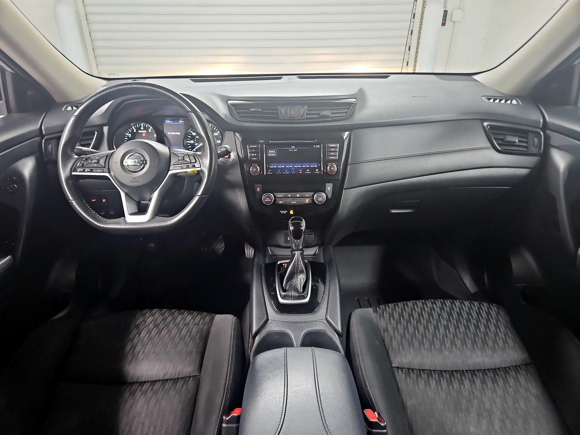 Thumbnail: 2018 Nissan Rogue - 9