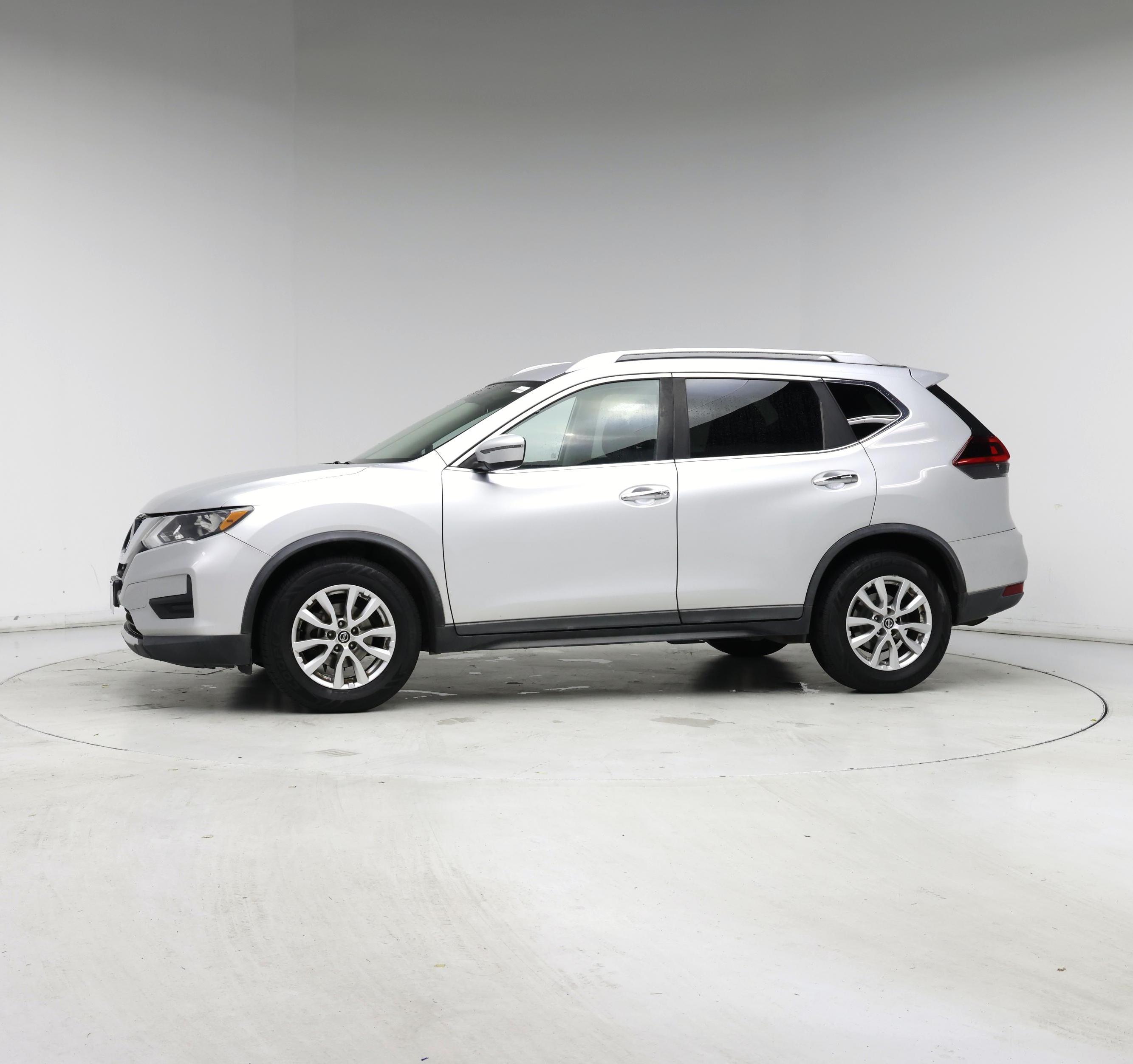 Thumbnail: 2018 Nissan Rogue - 3