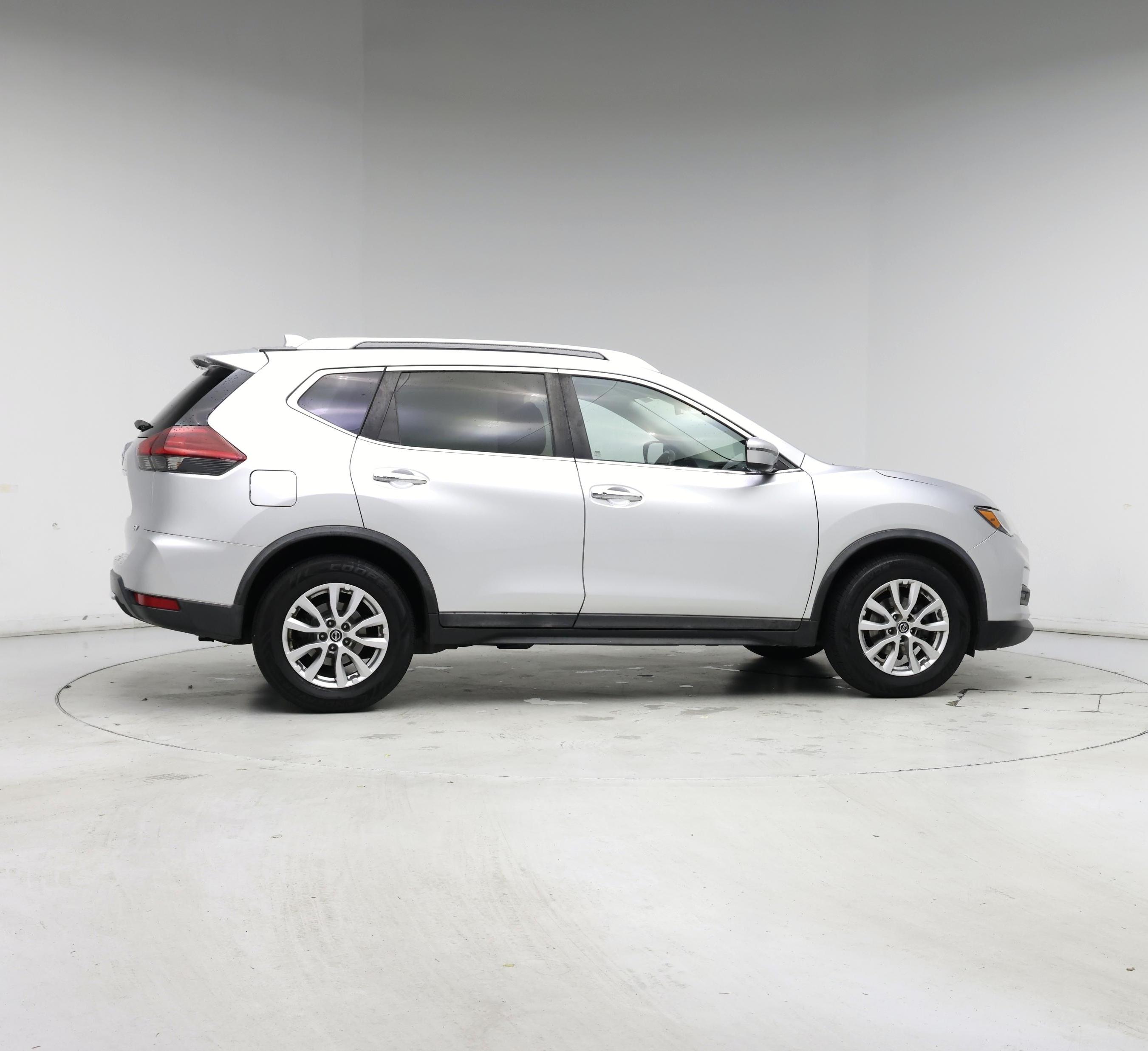 Thumbnail: 2018 Nissan Rogue - 7