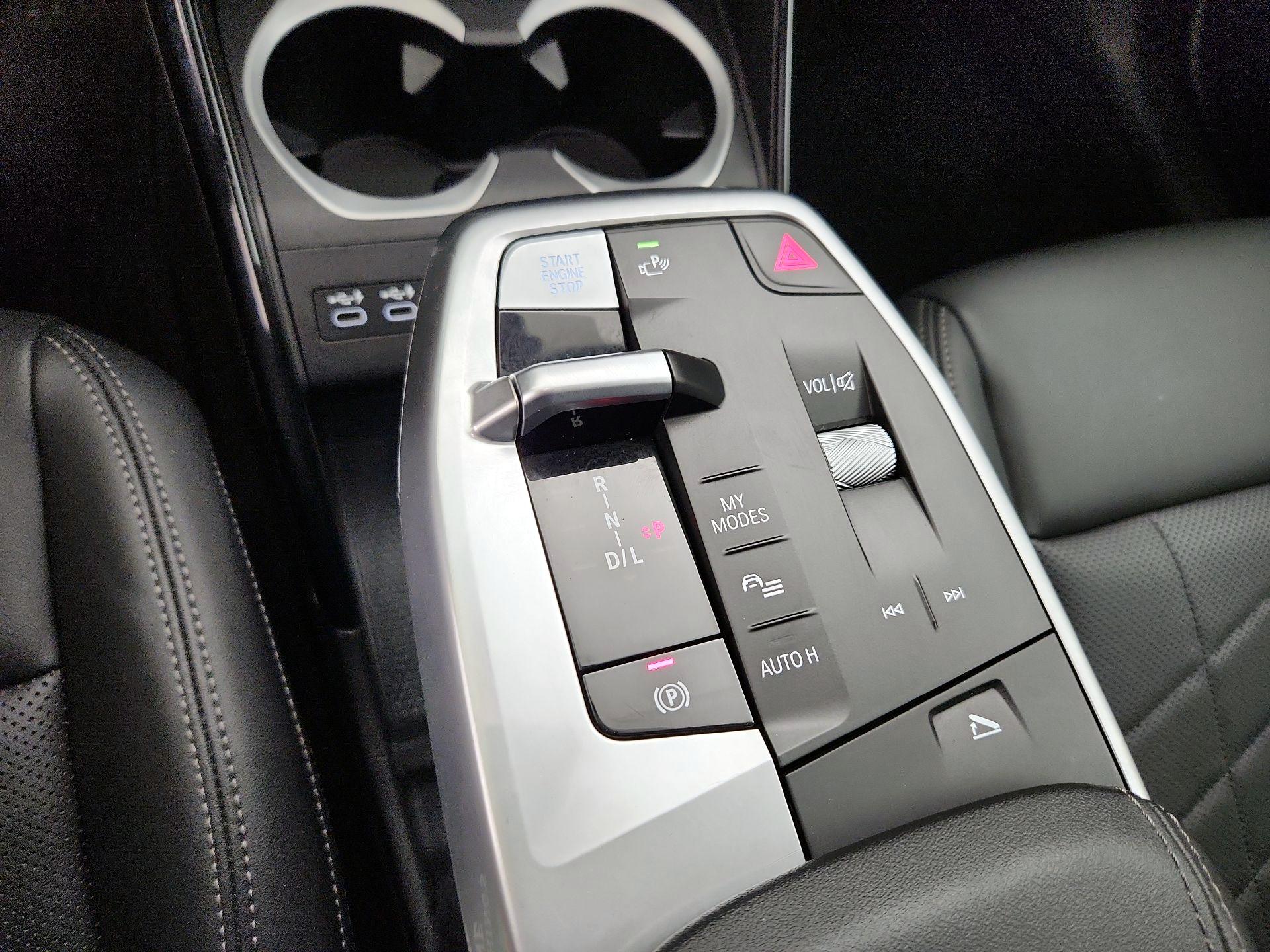 Thumbnail: 2024 BMW X1 - 17