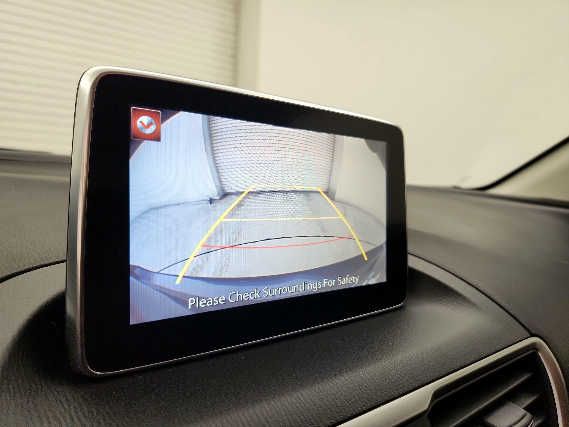 Thumbnail: 2016 Mazda Mazda3 - 15