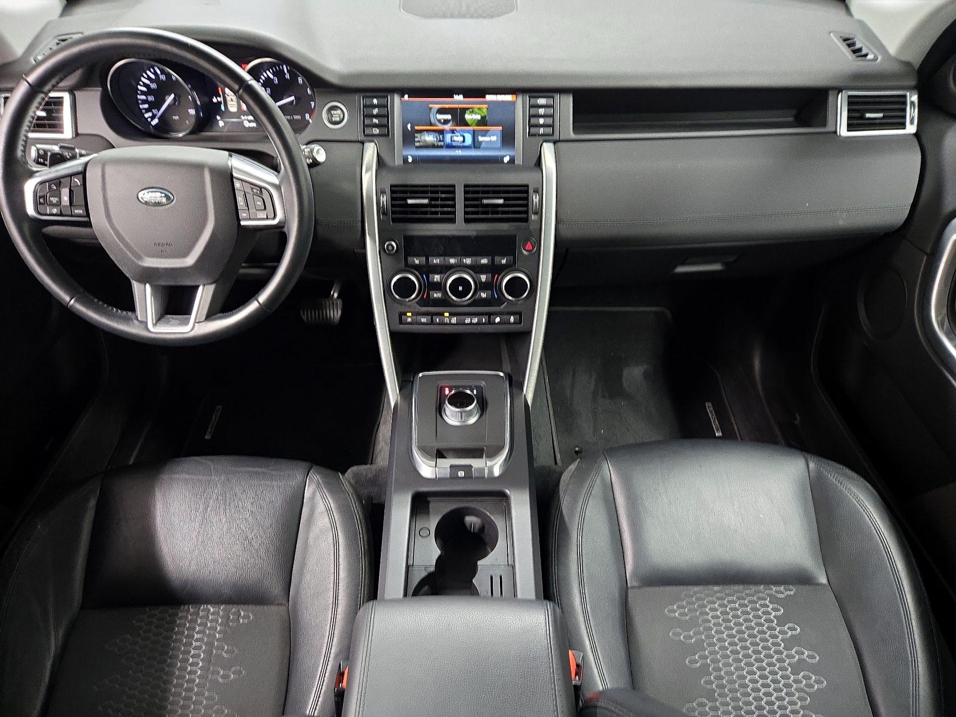 Thumbnail: 2016 Land Rover Discovery Sport - 9