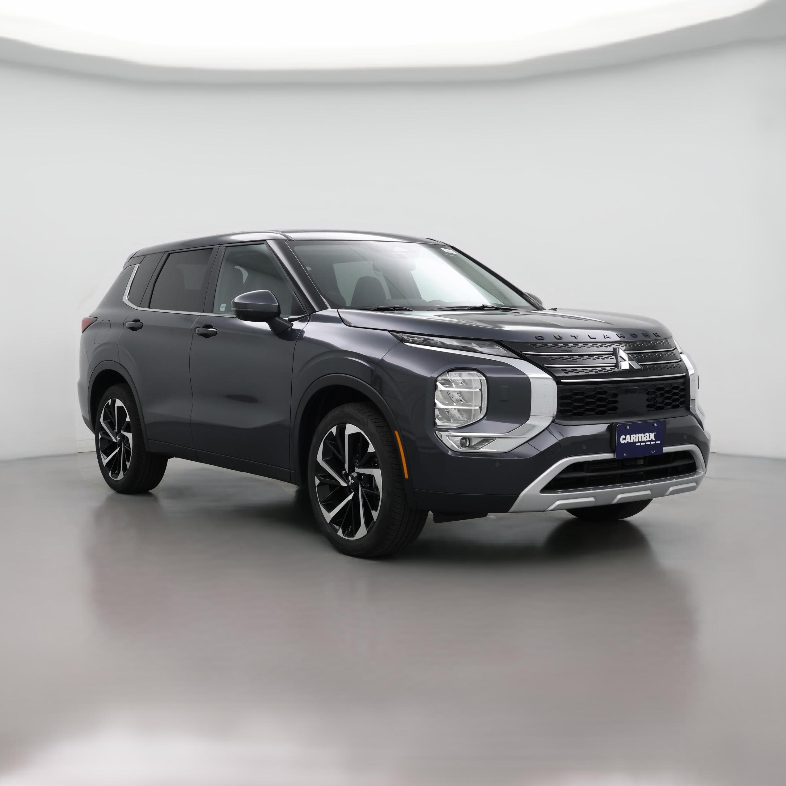 Thumbnail: 2024 Mitsubishi Outlander - 1