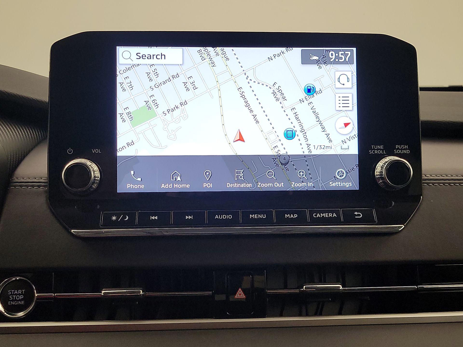 Thumbnail: 2024 Mitsubishi Outlander - 14