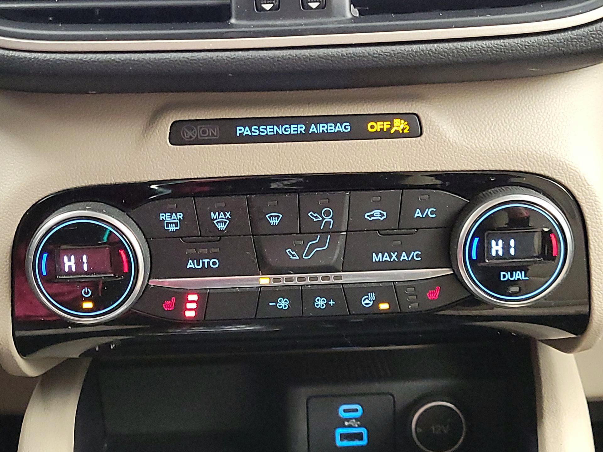 Thumbnail: 2021 Ford Escape - 16