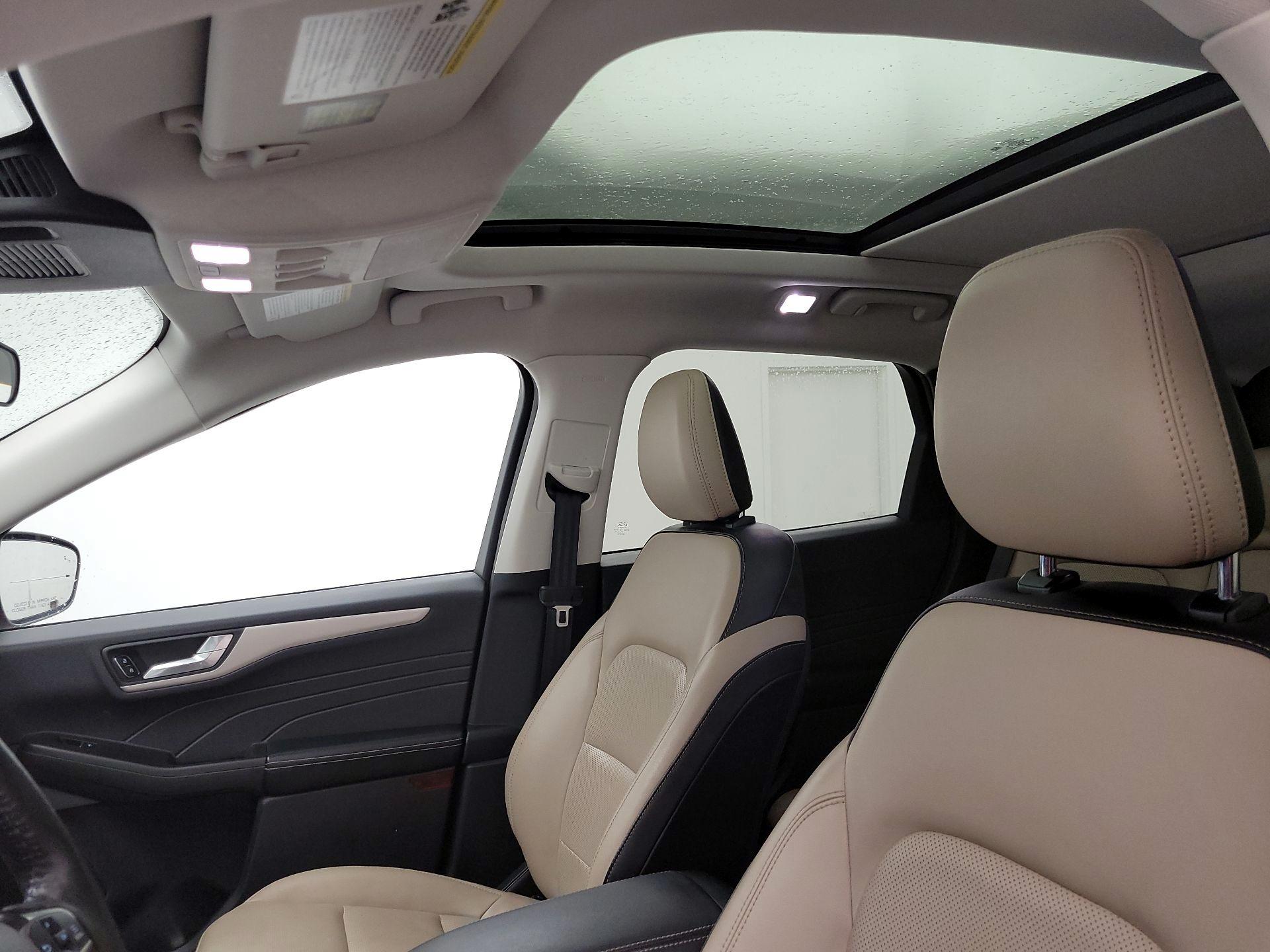 Thumbnail: 2021 Ford Escape - 19