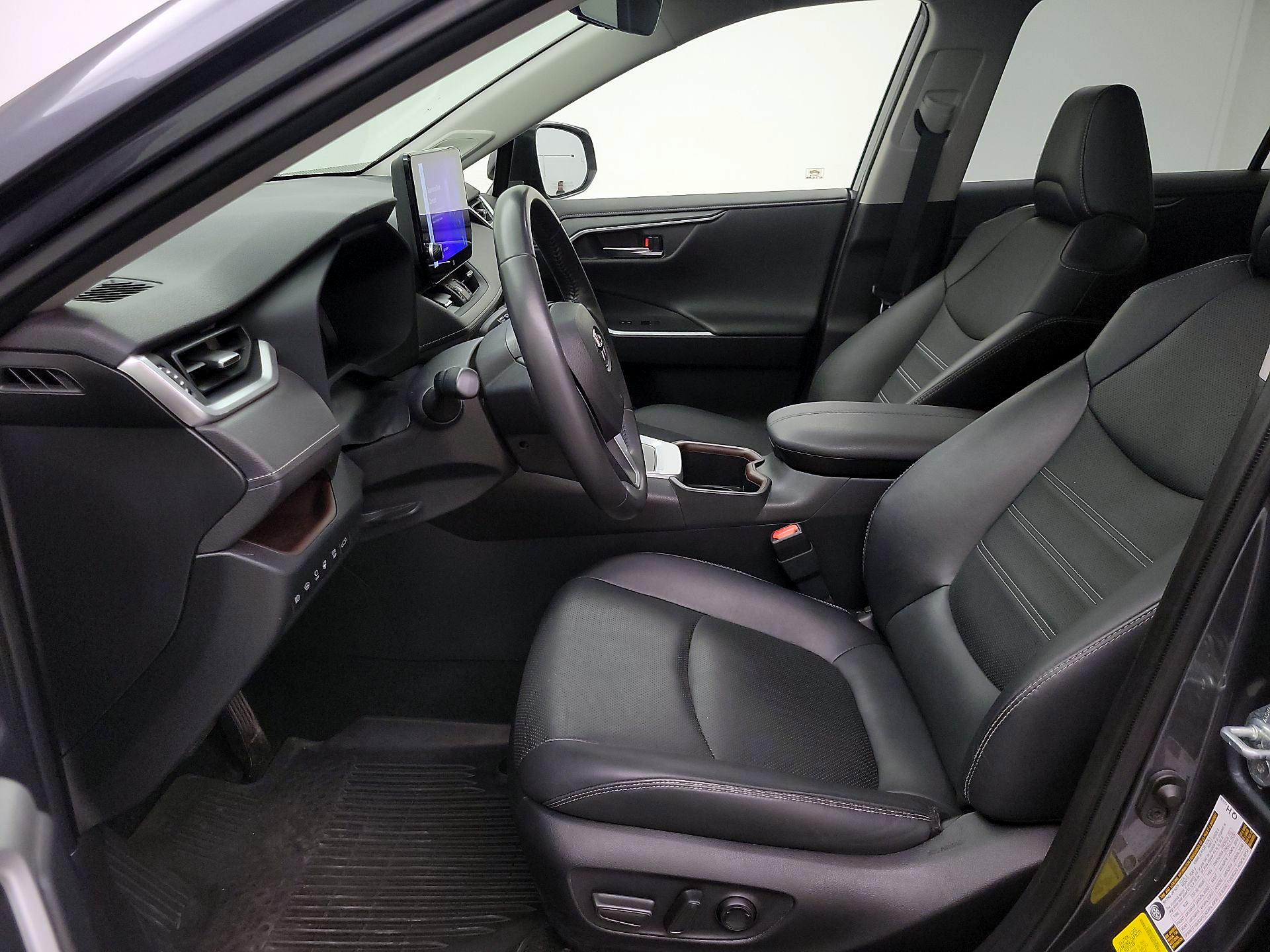 Thumbnail: 2023 Toyota RAV4 - 11