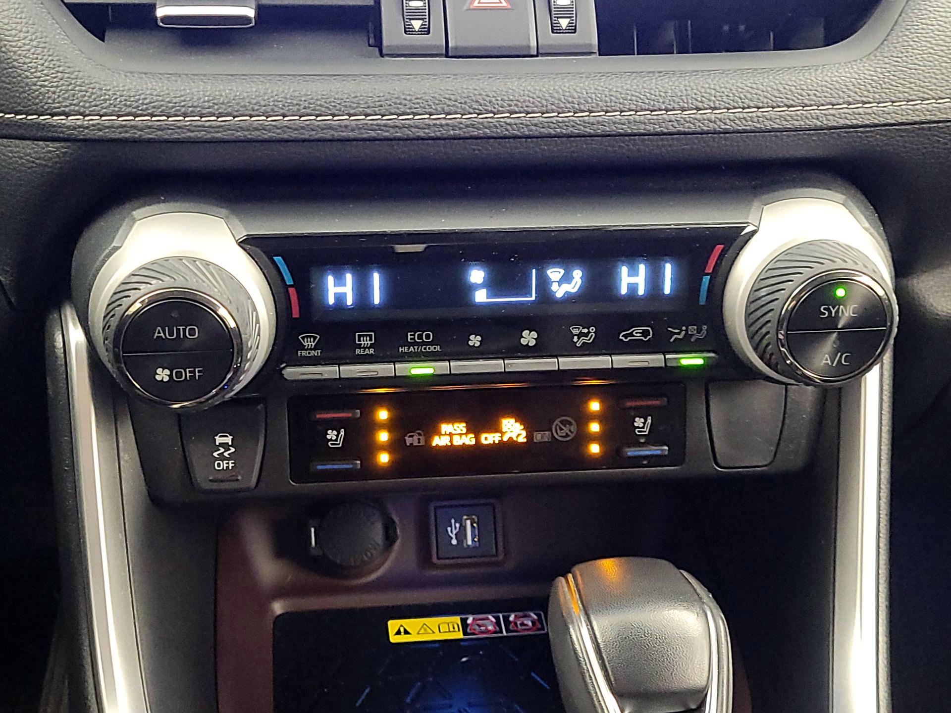 Thumbnail: 2023 Toyota RAV4 - 16