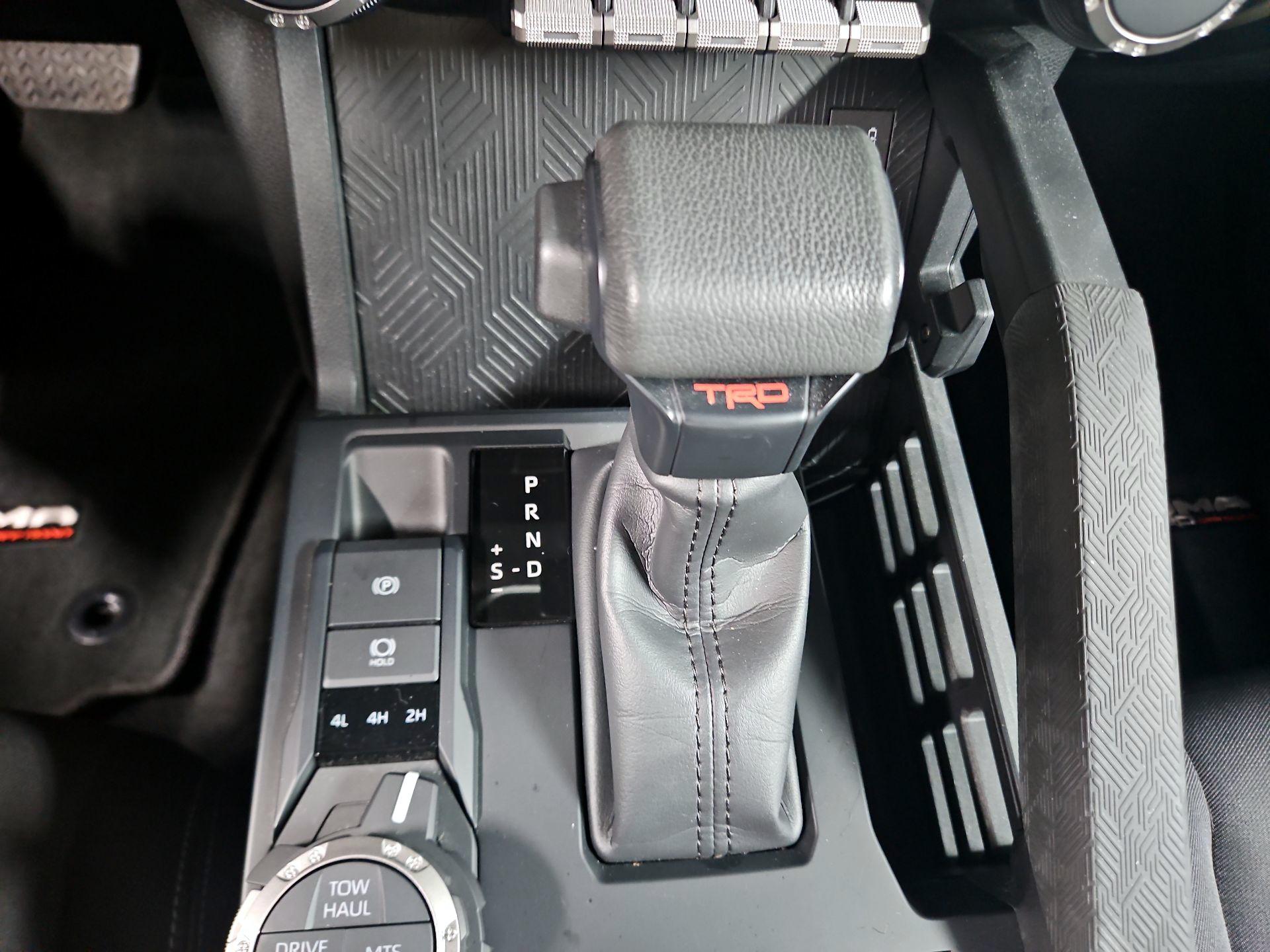 Thumbnail: 2024 Toyota Tacoma - 17