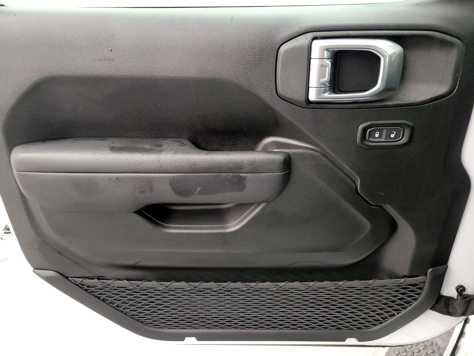 Thumbnail: 2025 Jeep Wrangler - 12