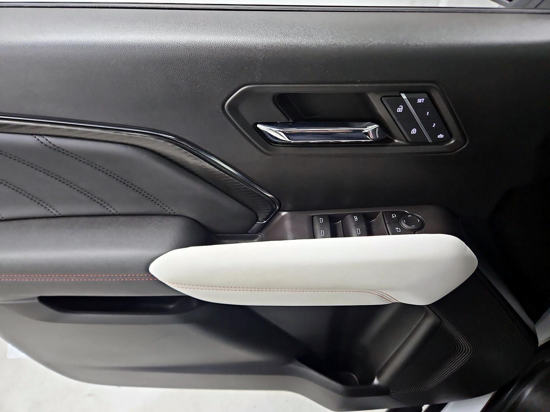 Thumbnail: 2023 GMC Canyon - 12