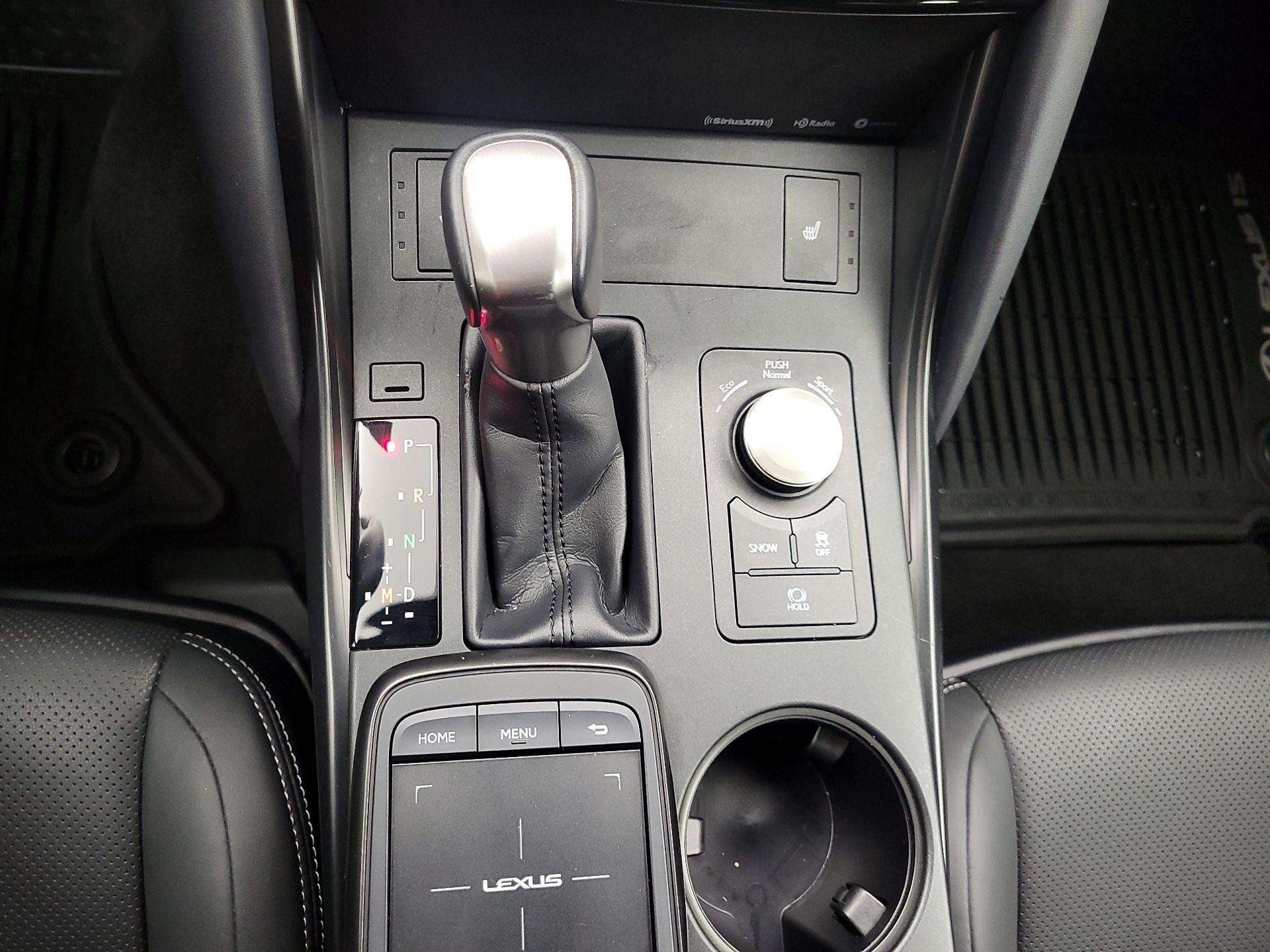 Thumbnail: 2024 Lexus IS - 17