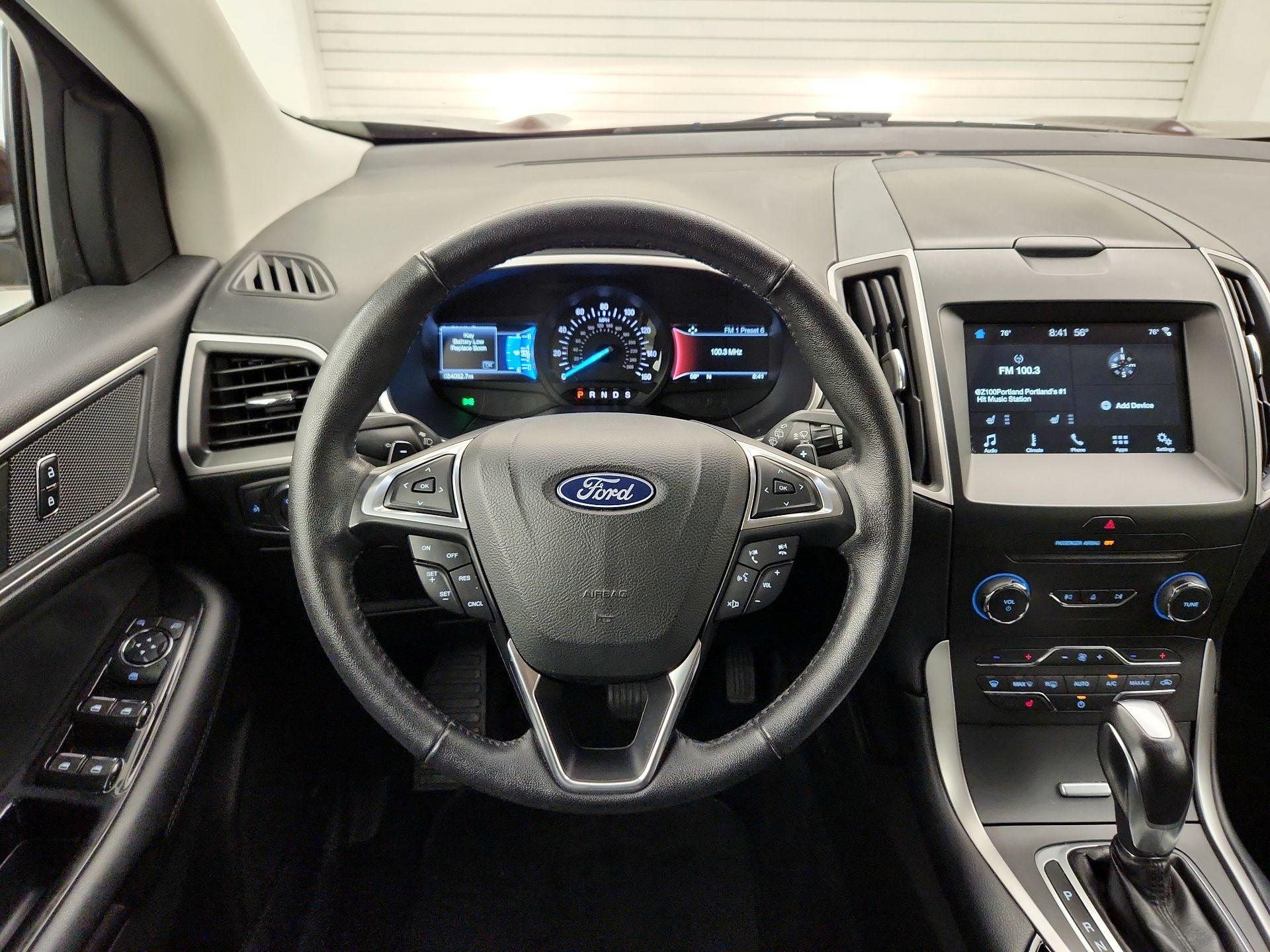 Thumbnail: 2018 Ford Edge - 10