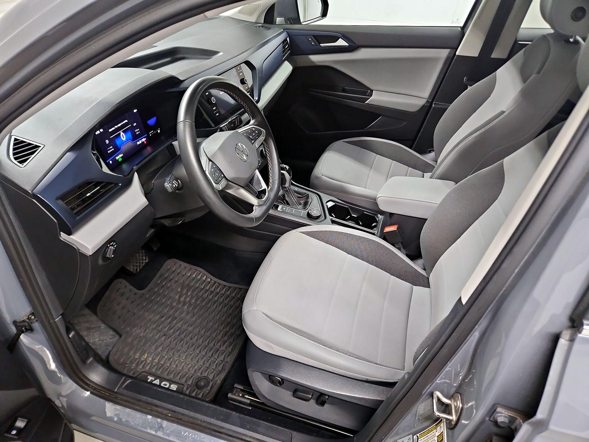 Thumbnail: 2022 Volkswagen Taos - 11