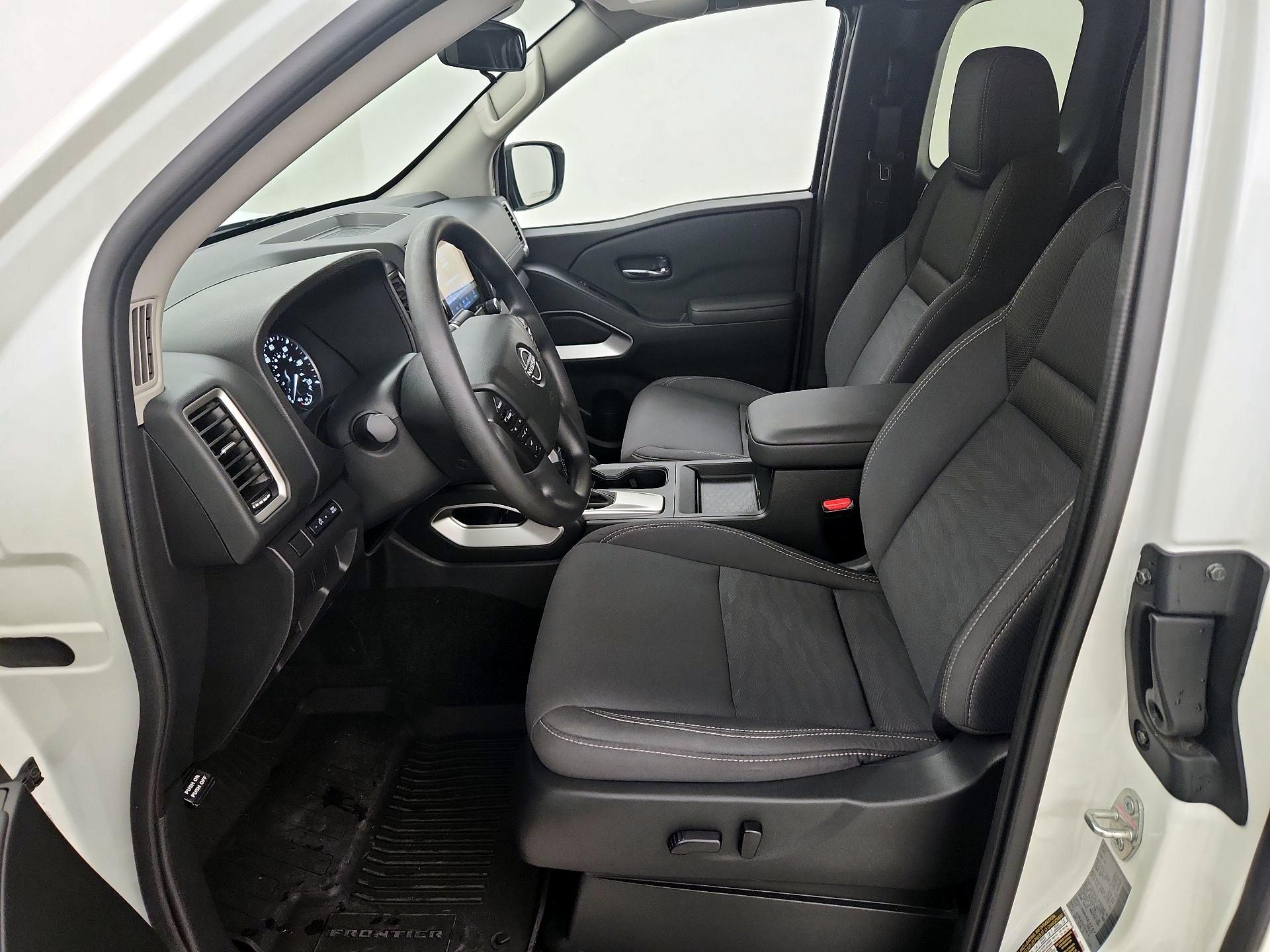 Thumbnail: 2024 Nissan Frontier - 11