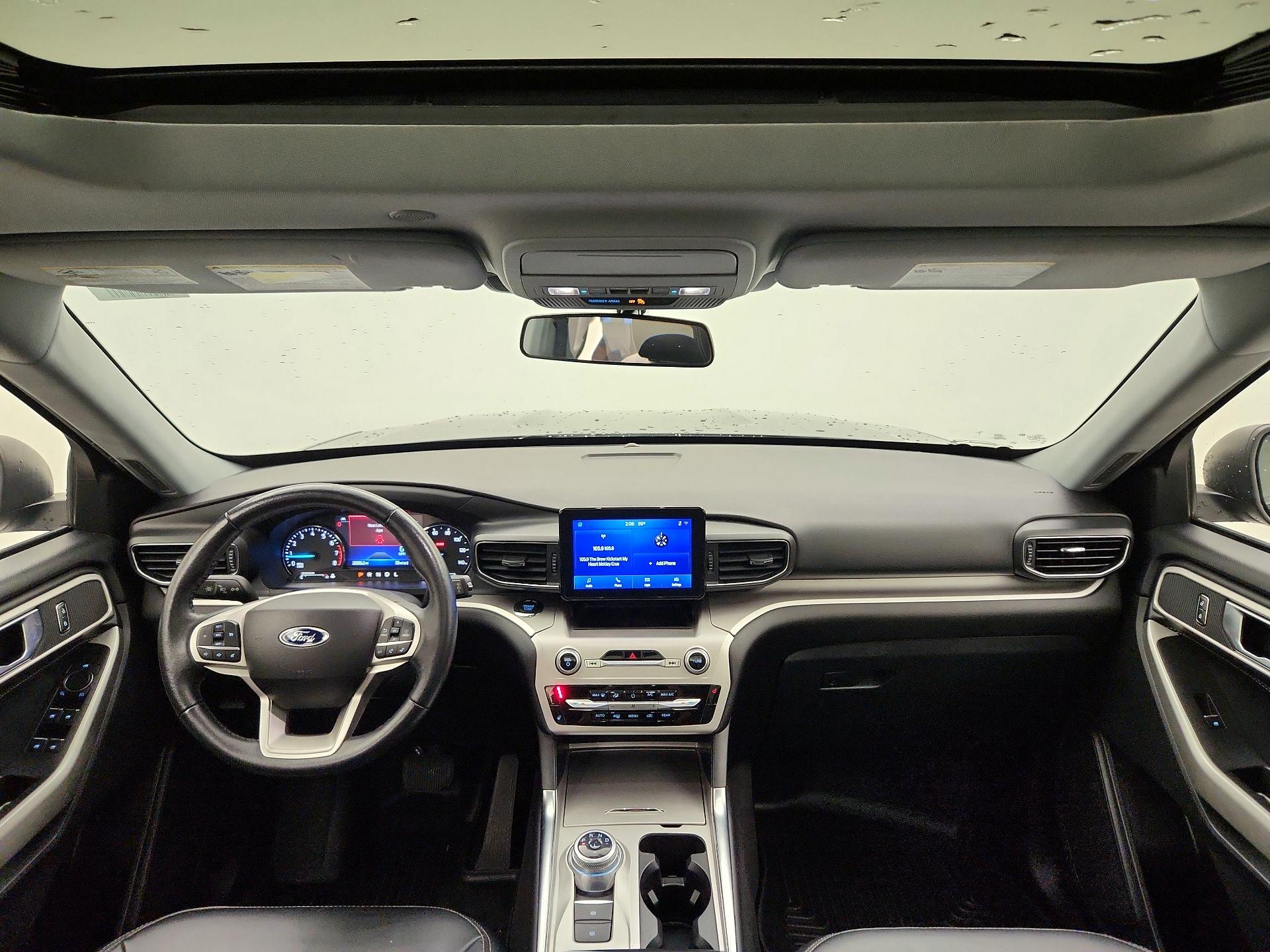 Thumbnail: 2022 Ford Explorer - 9