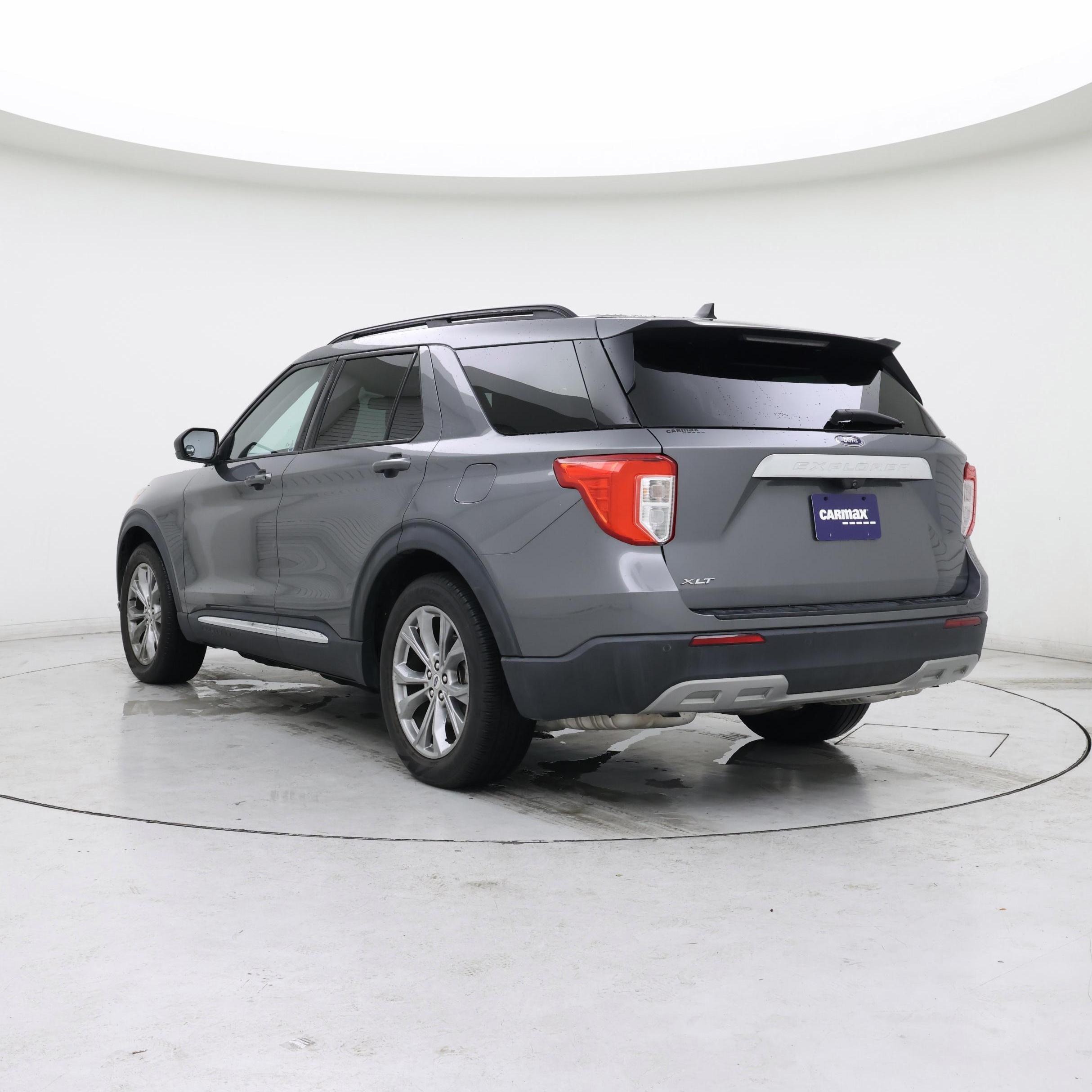 Thumbnail: 2022 Ford Explorer - 2