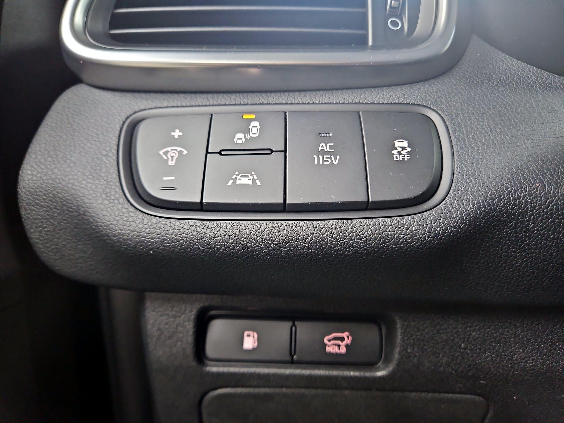 Thumbnail: 2018 Kia Sorento - 13