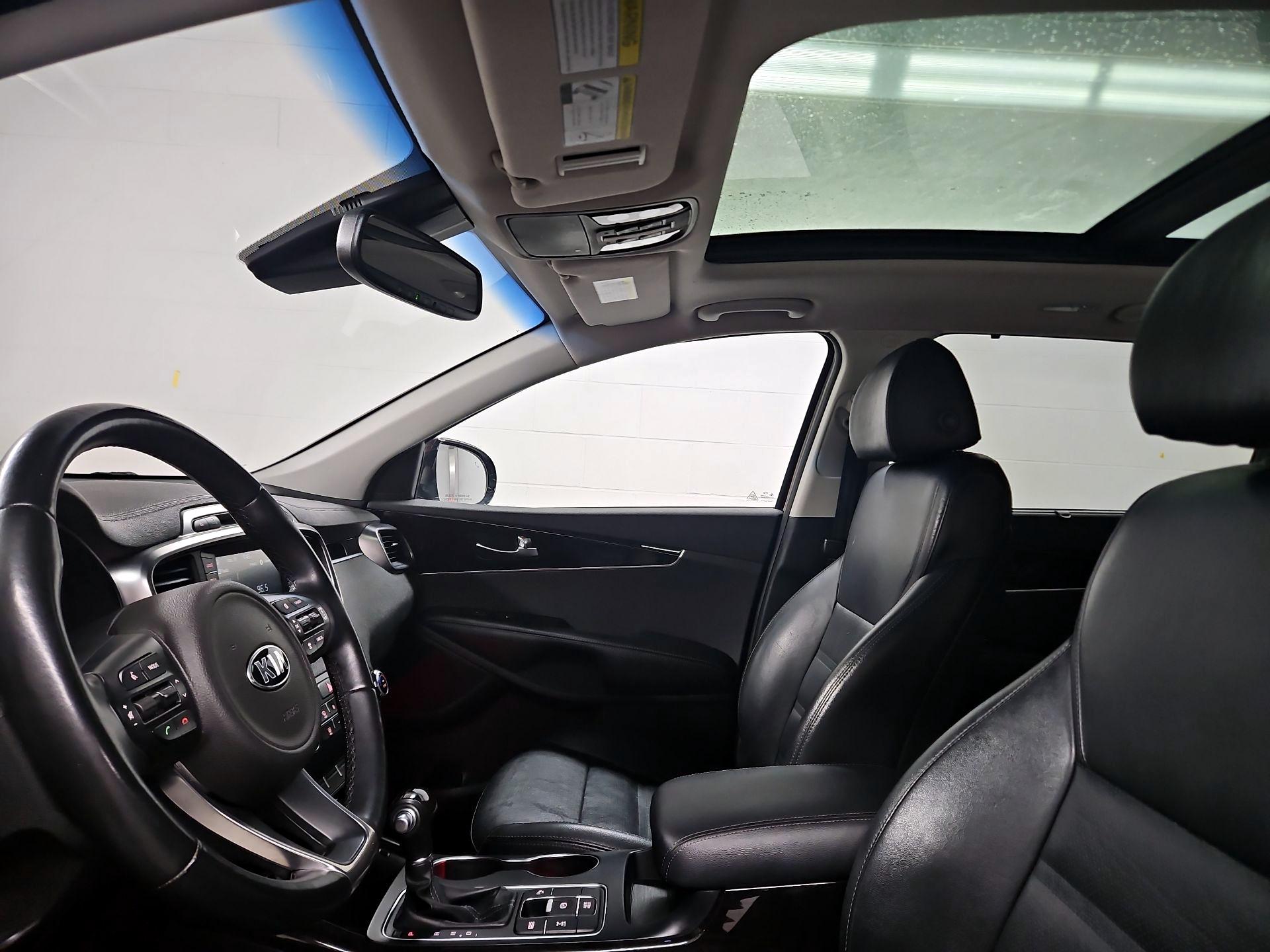 Thumbnail: 2018 Kia Sorento - 19