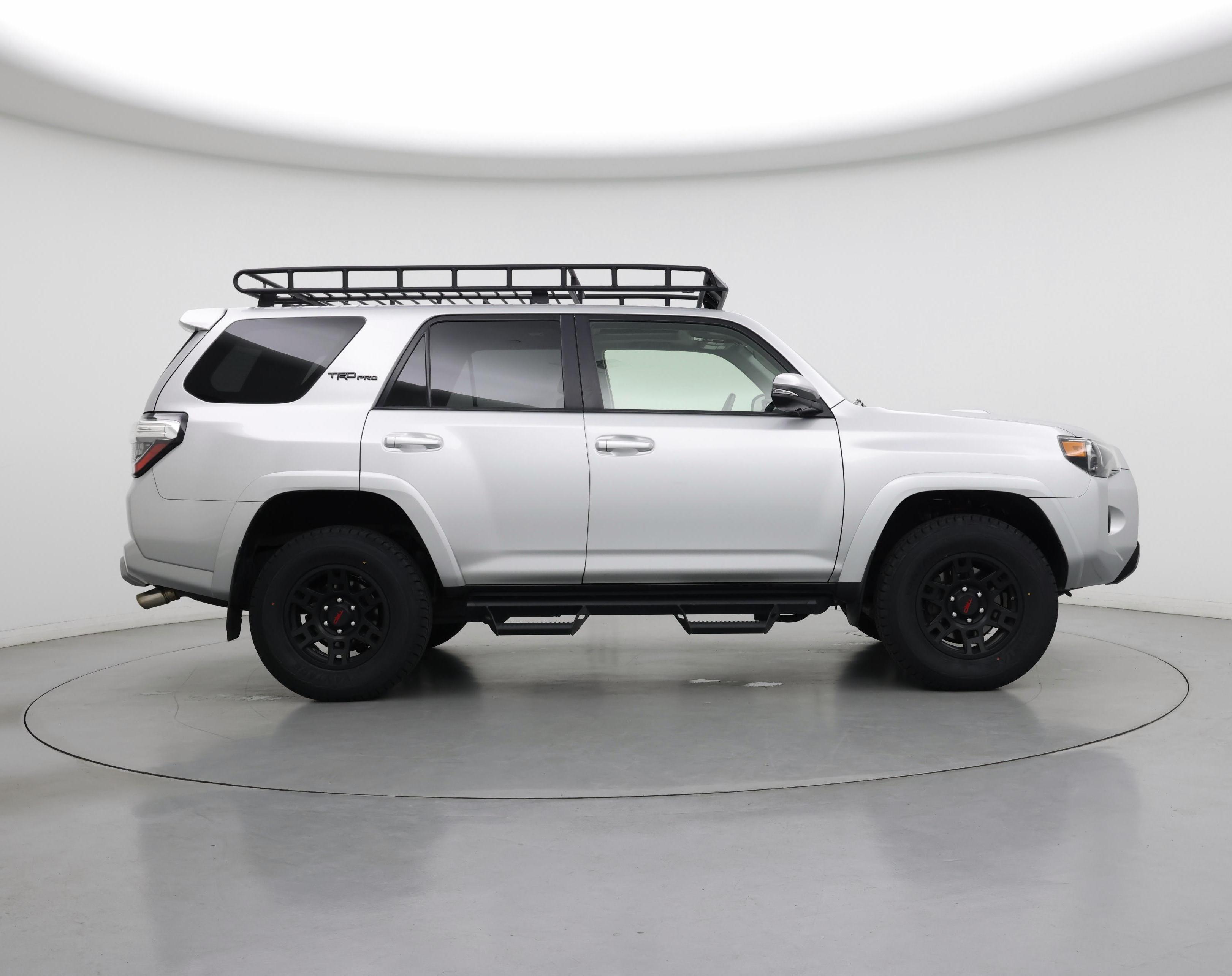 Thumbnail: 2017 Toyota 4Runner - 7