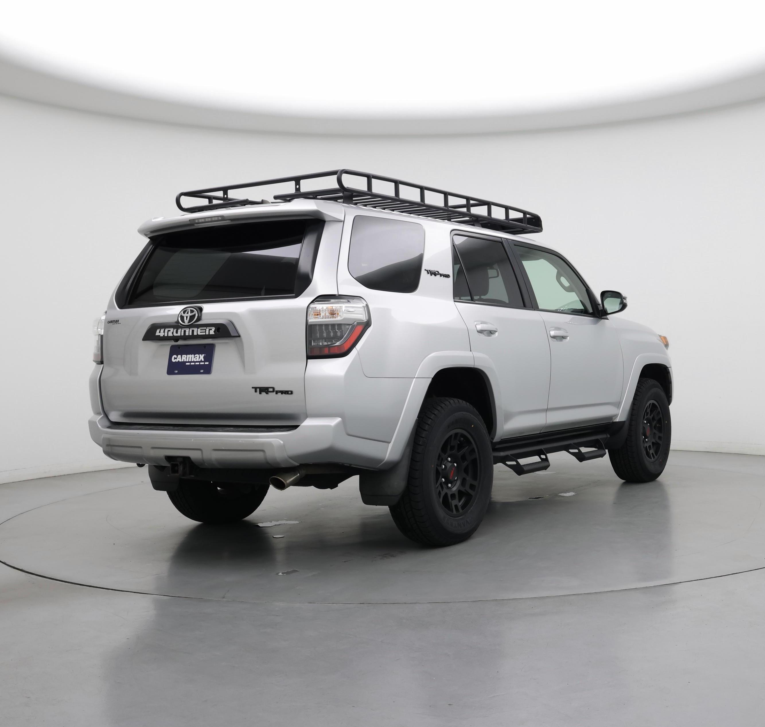 Thumbnail: 2017 Toyota 4Runner - 8