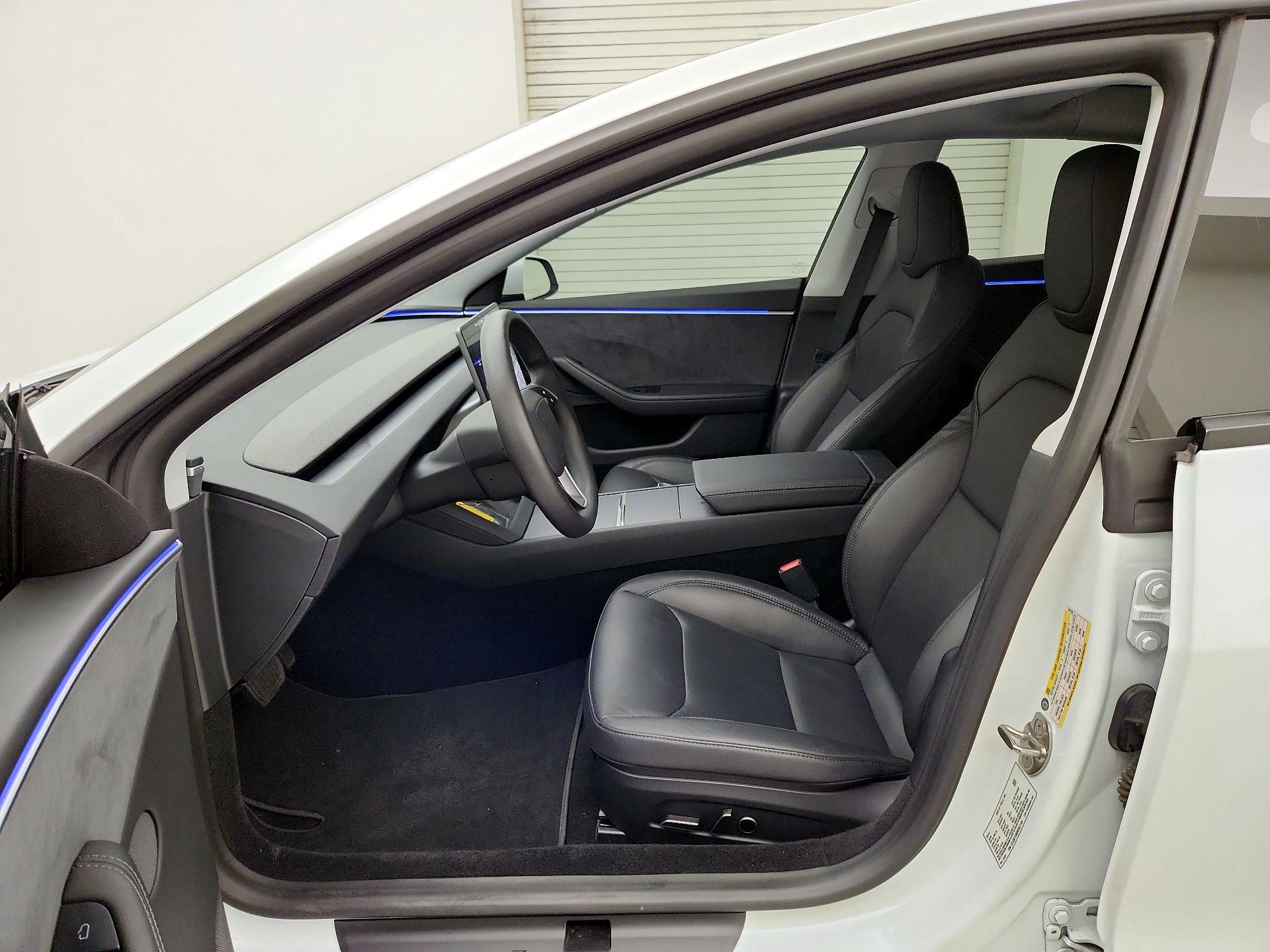 Thumbnail: 2024 Tesla Model 3 - 11