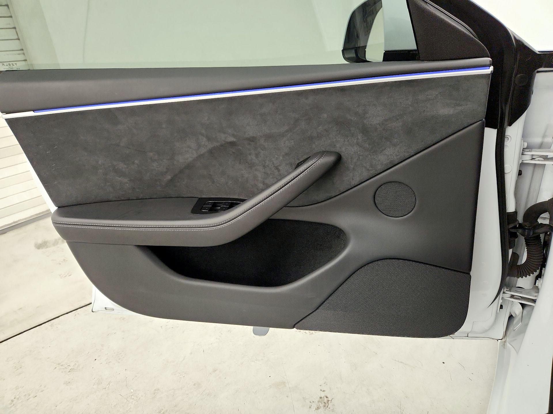 Thumbnail: 2024 Tesla Model 3 - 12