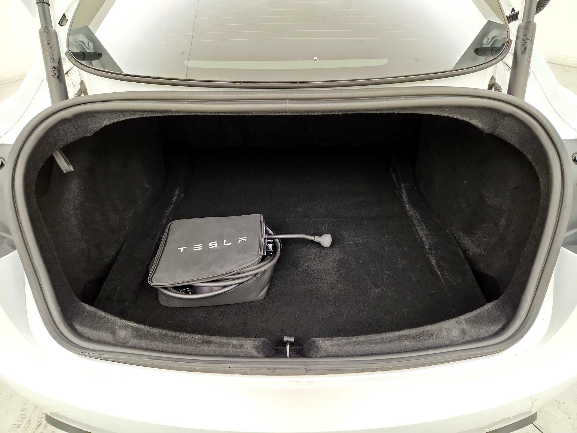 Thumbnail: 2024 Tesla Model 3 - 20