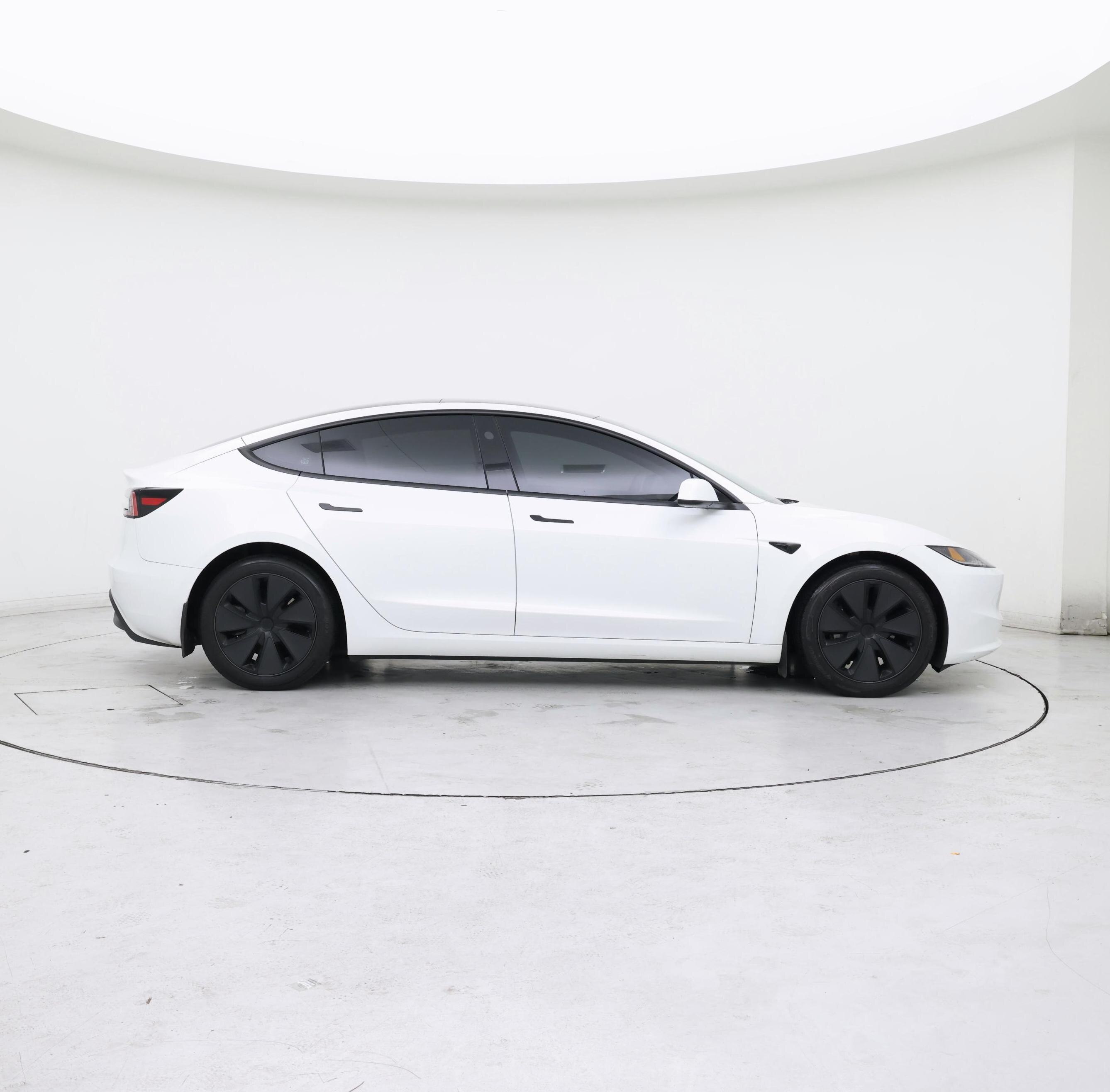 Thumbnail: 2024 Tesla Model 3 - 7