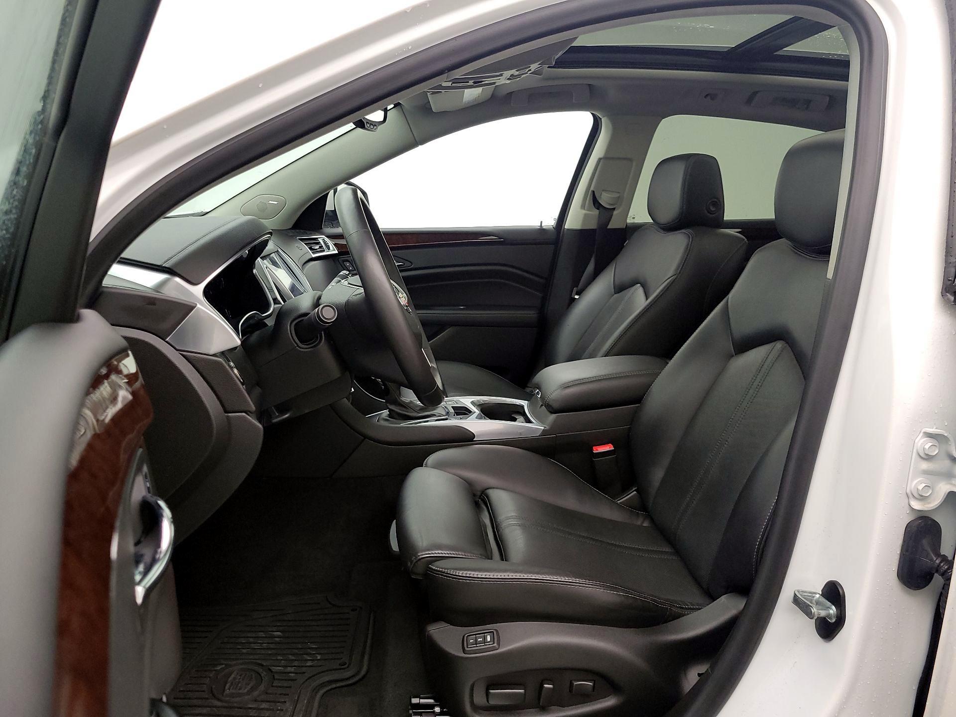 Thumbnail: 2015 Cadillac SRX - 11